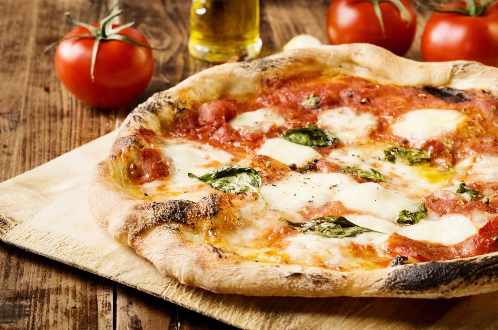 La gastronomía italiana de Mozzarella E Basílico, los ingredientes locales y productos de calidad son su éxito principal