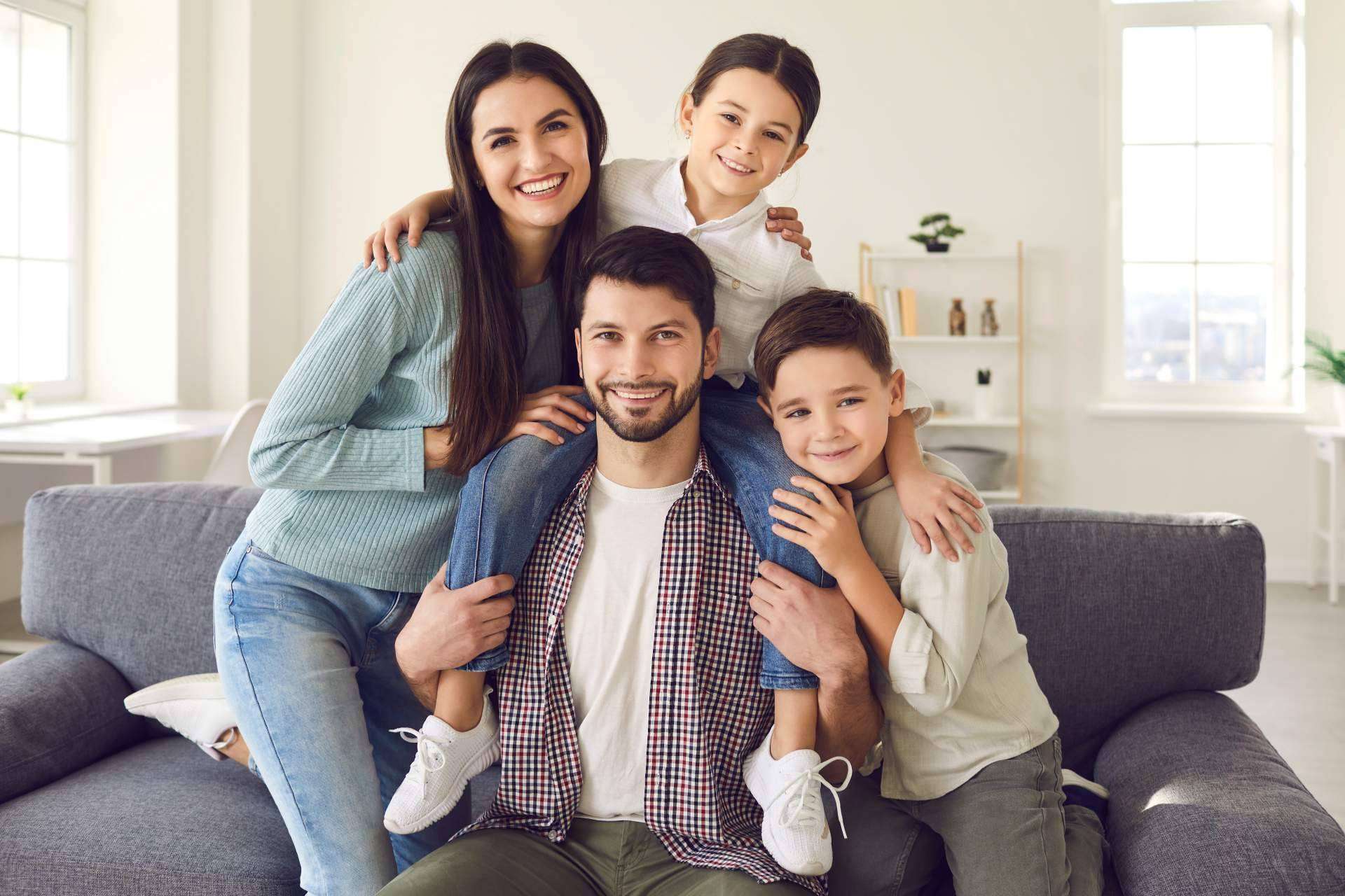 Los beneficios de instalar puertas antiokupas en Barcelona y alrededores