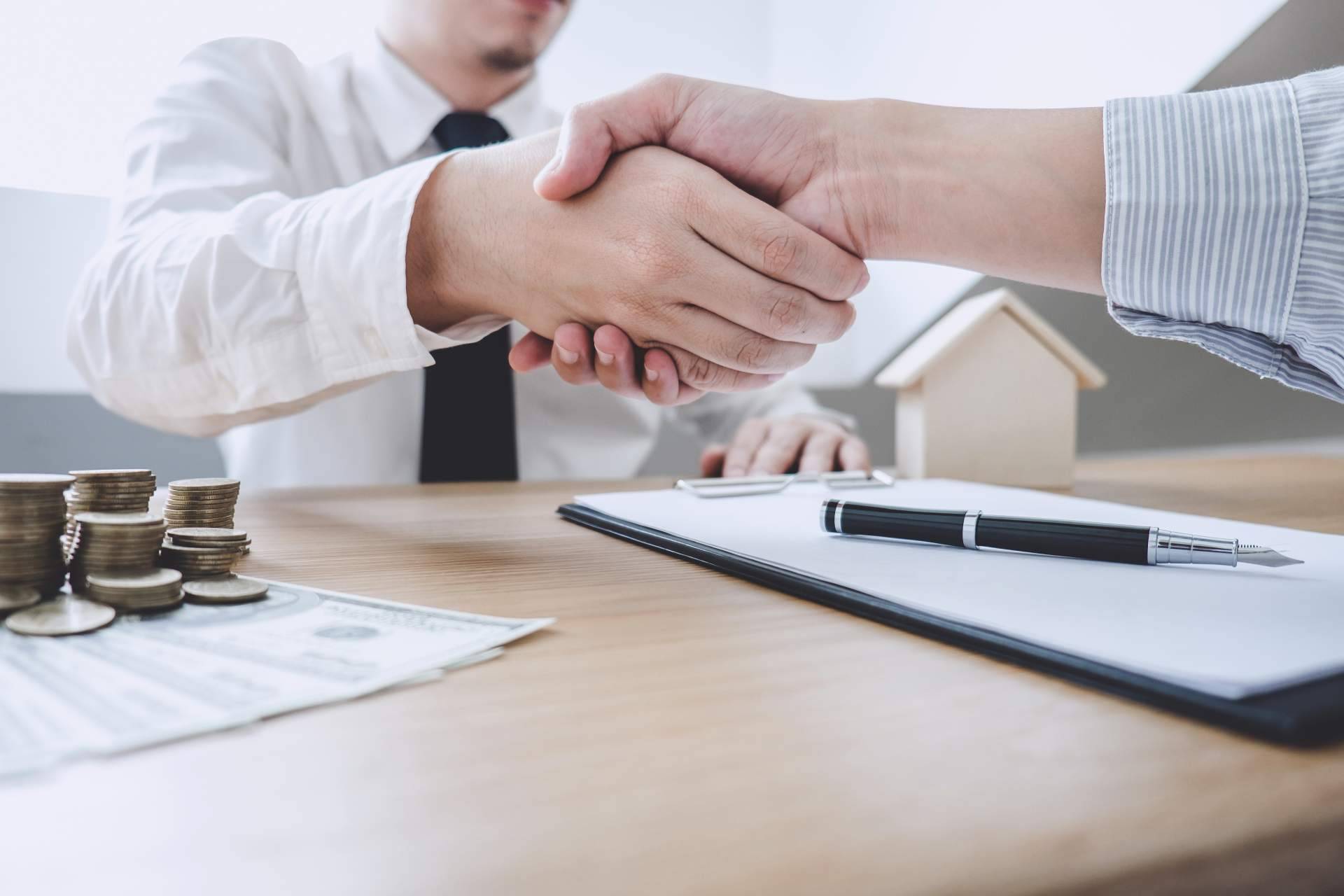 Compraventa de inmuebles con la ayuda de Bueno Salinero Abogados