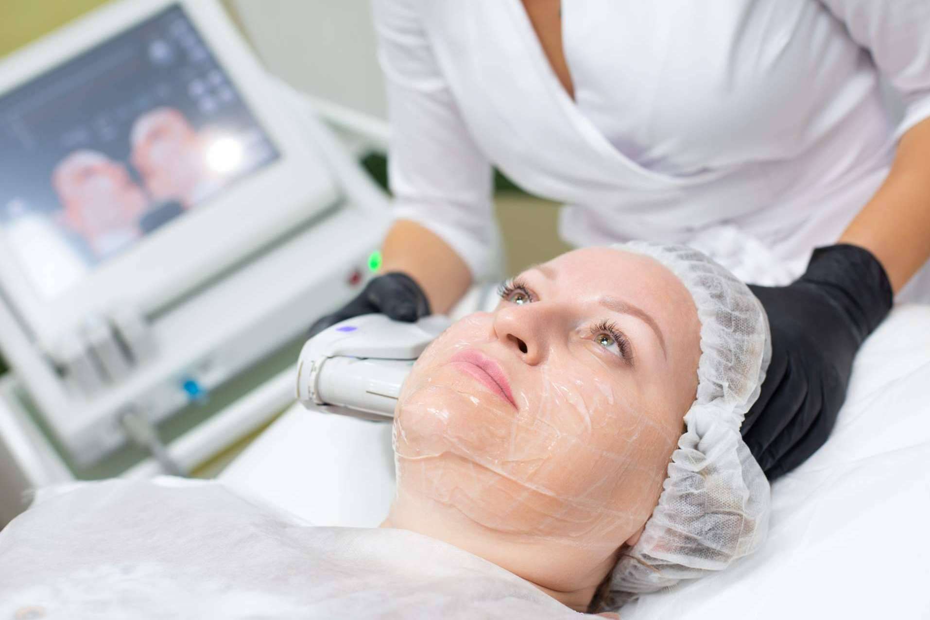 ¿Es posible rejuvenecer el rostro sin cirugía?