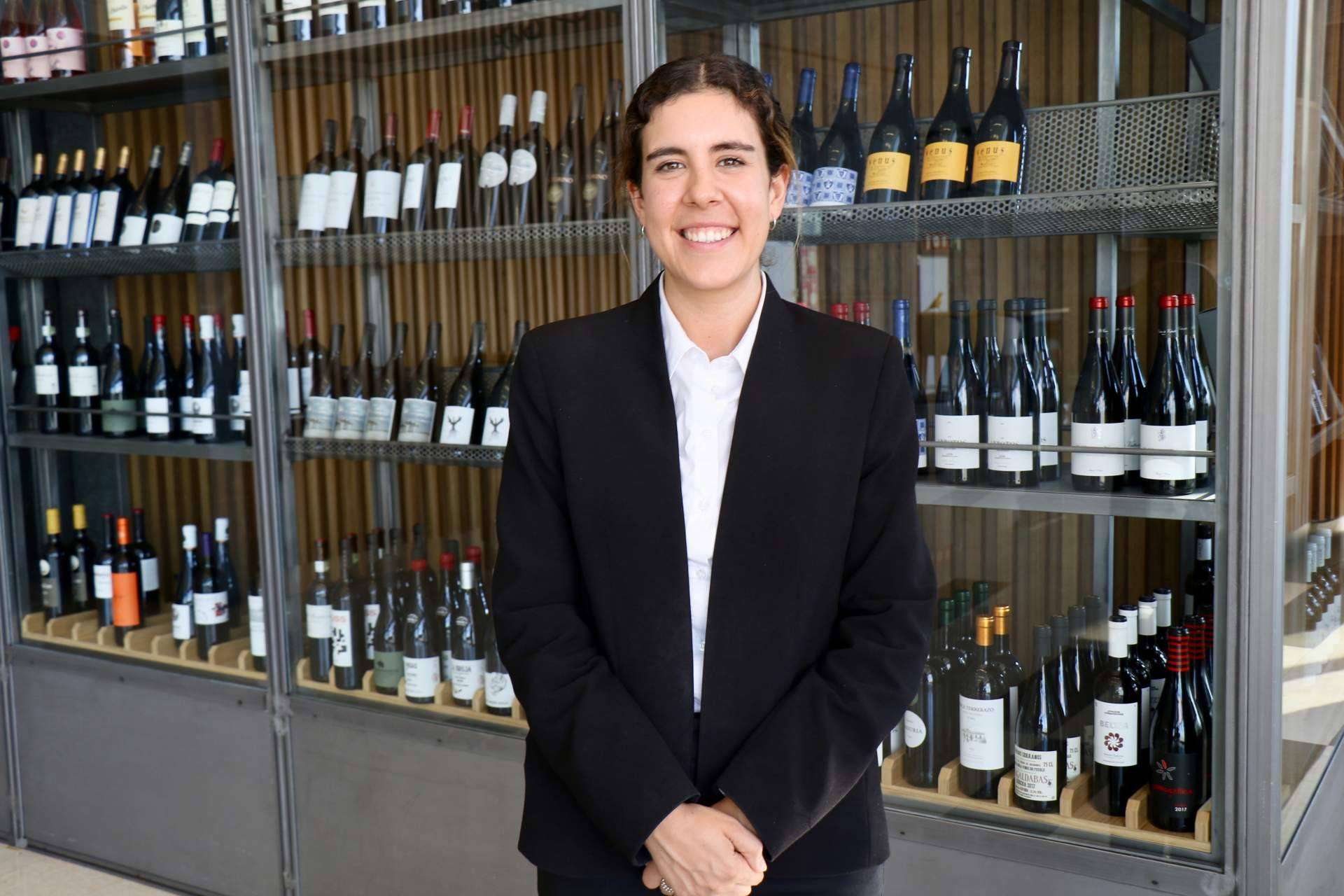 Culto al vino a 160 metros de altura , de la mano del Restaurante ÉLKAR