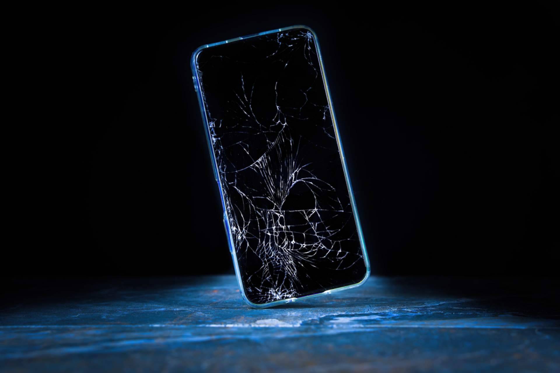 Cambiar la pantalla de un iPhone X, de la mano de iPhone Web