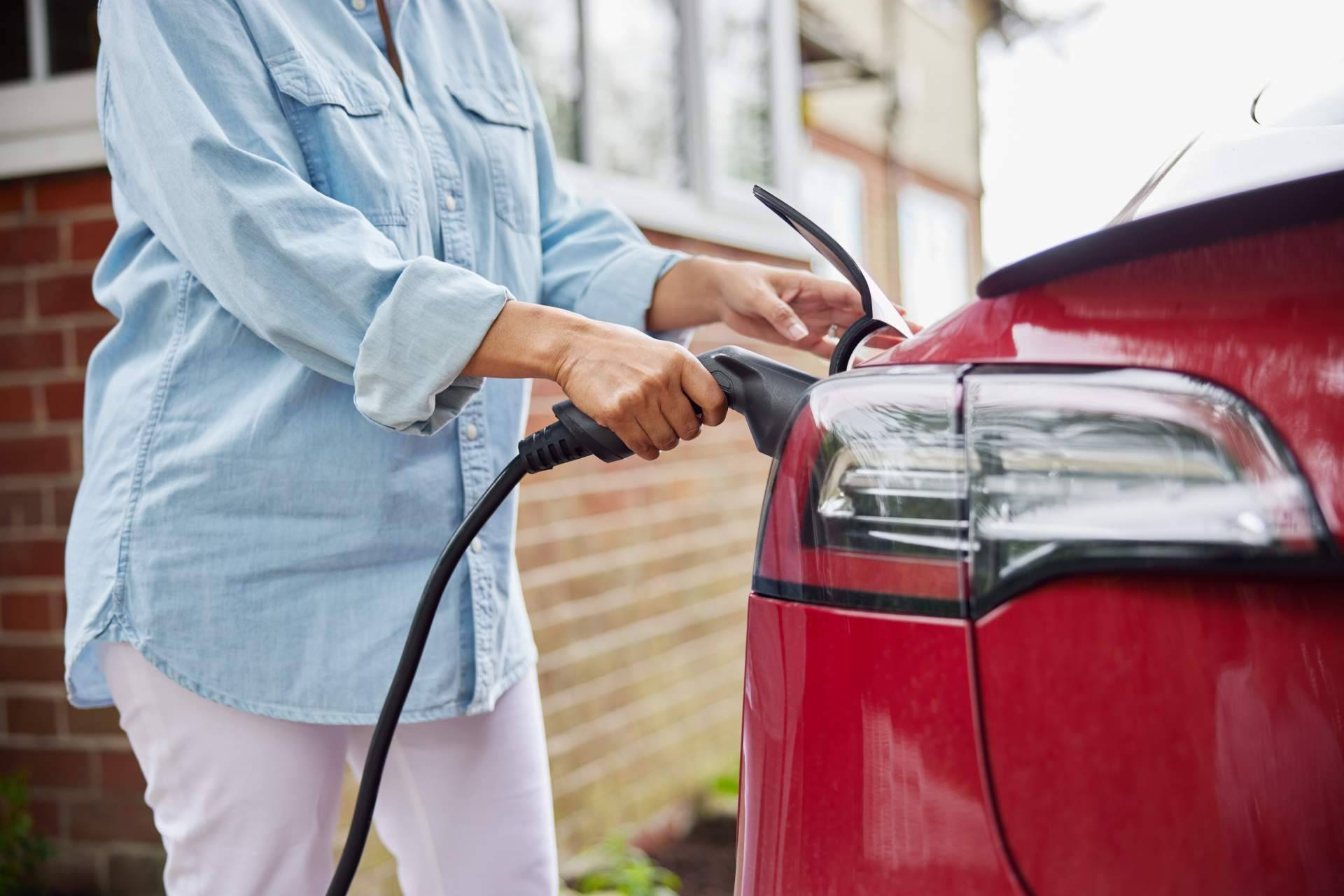 Smart Wallboxes permite cargar el coche eléctrico con energía solar