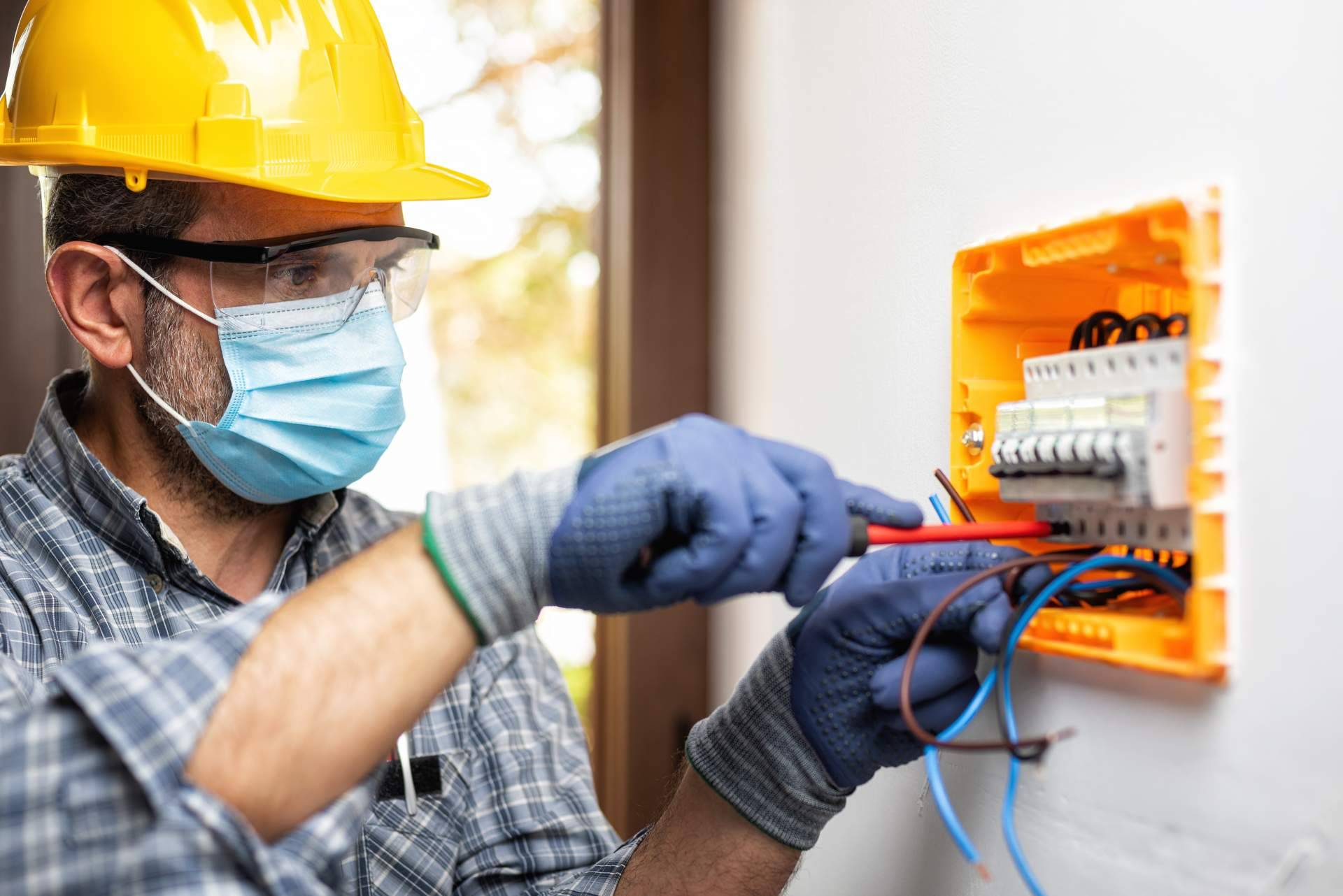 Savelec y su servicio de instalaciones eléctricas y telecomunicaciones en la Comunidad Valenciana