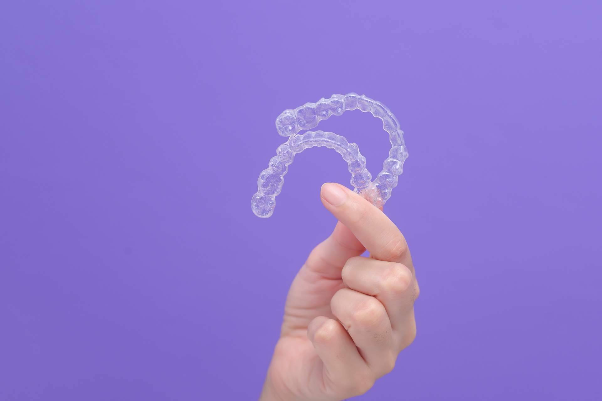 Clínicas Dental Bell habla sobre las ventajas de la ortodoncia invisible