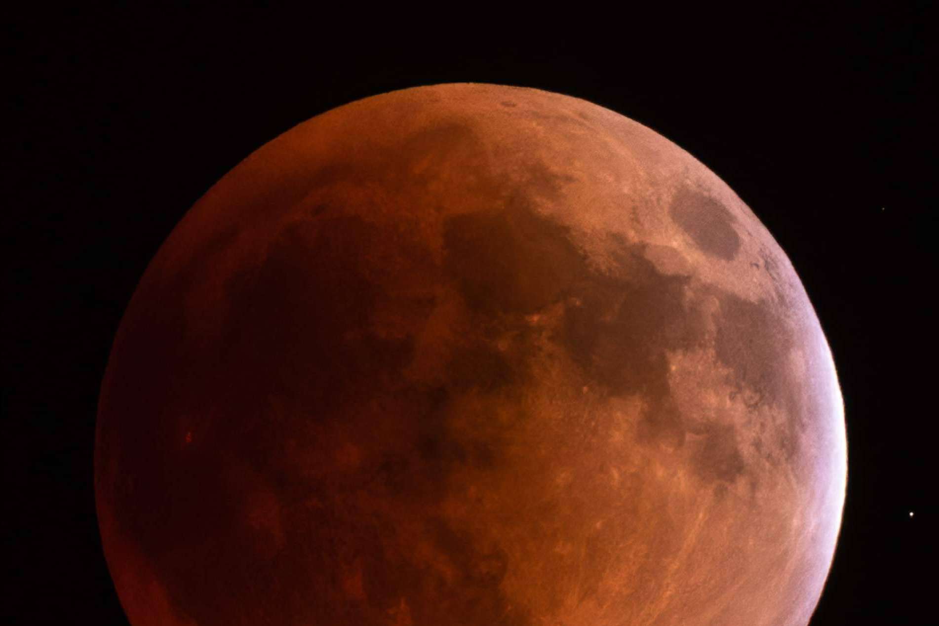 El fotógrafo Carlos Castro sobre cómo sacar las mejores astrofotografías