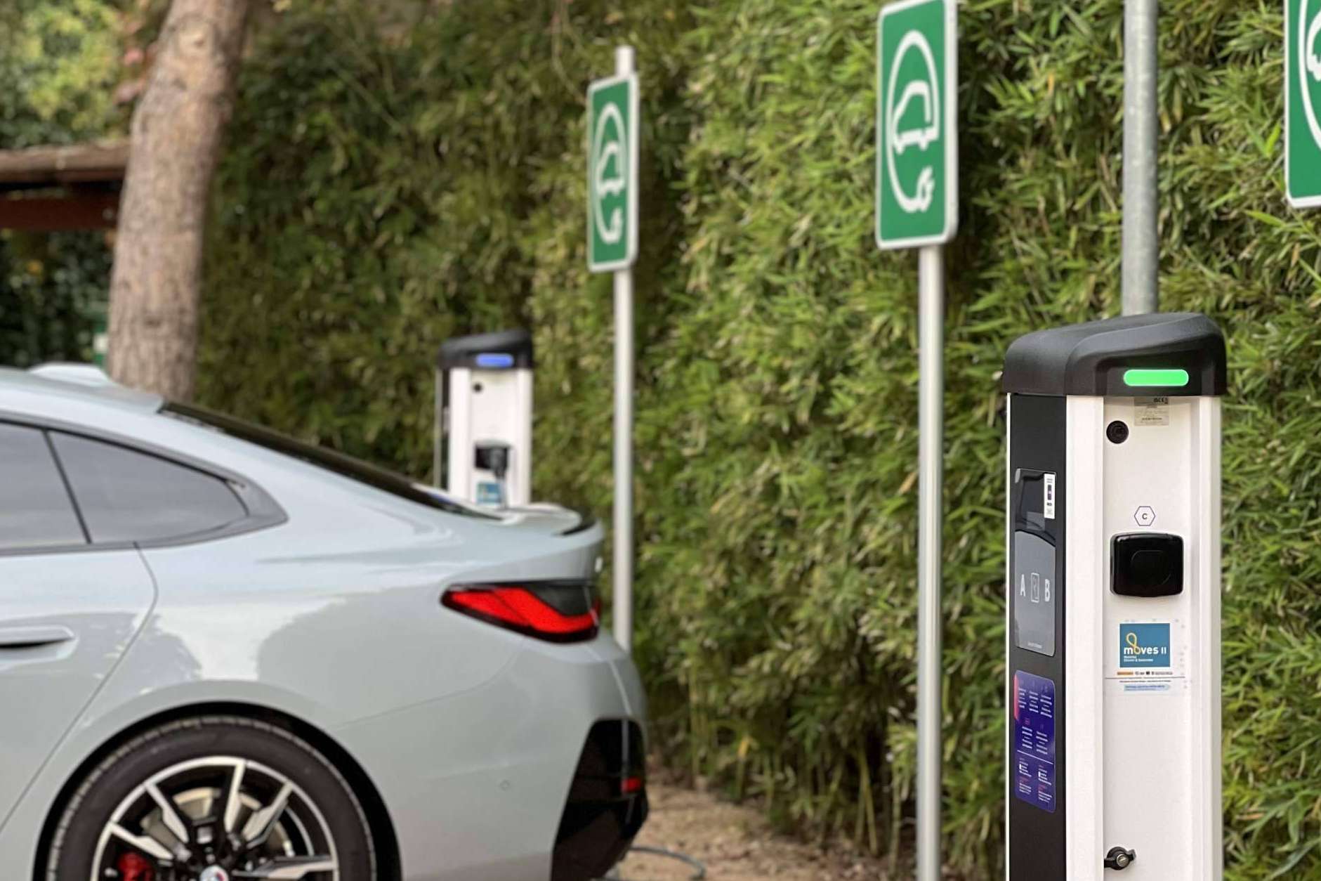 Hotel Balneari Prats ha instalado cargadores para coches eléctricos en sus instalaciones