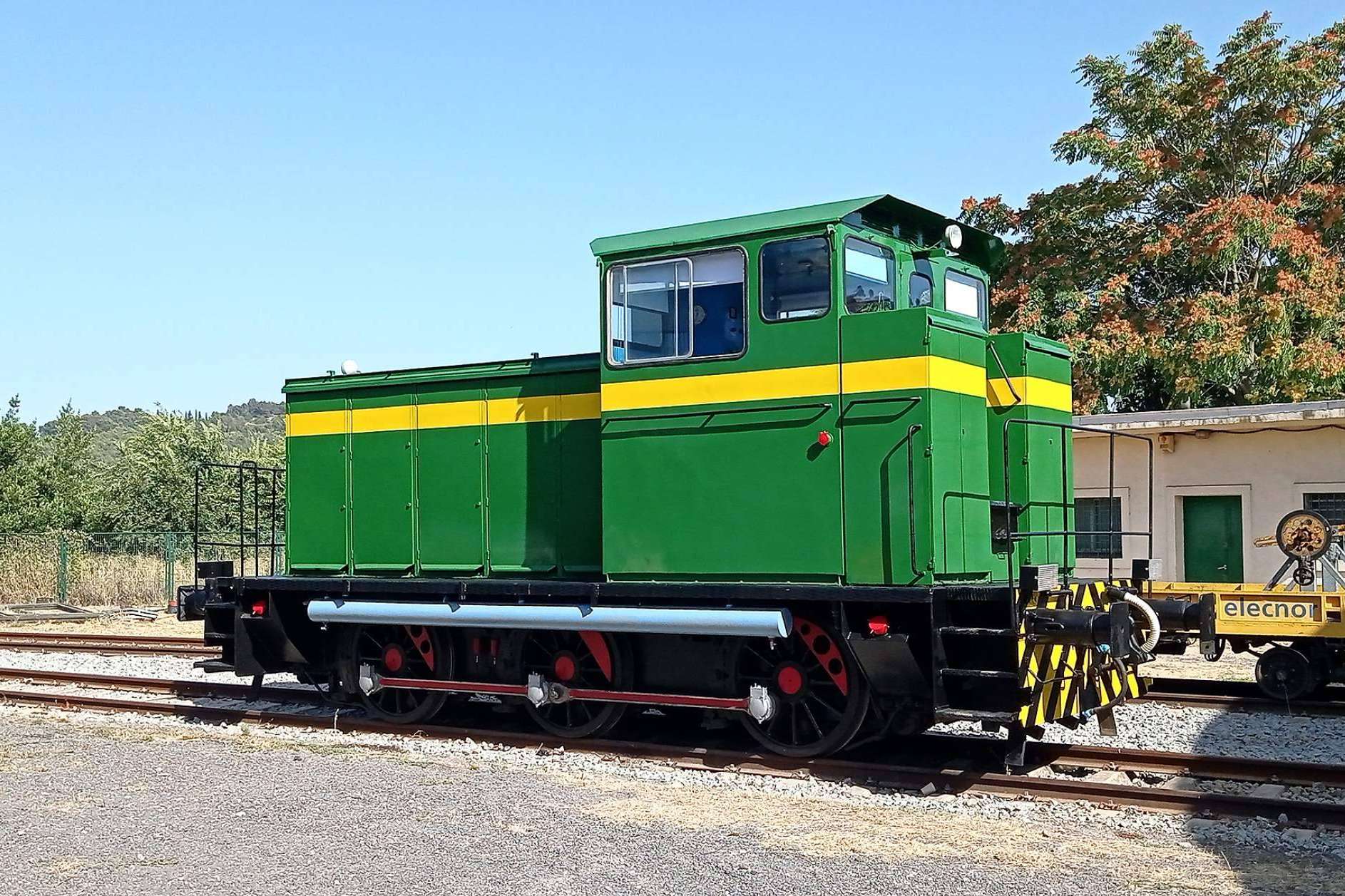 La Fundación del Patrimonio Ferroviario restaura una histórica locomotora de RENFE