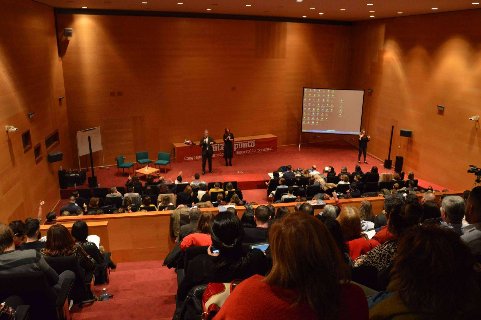 'Ponte a punto', el congreso decano del desarrollo personal, celebra su 10º aniversario en Pontevedra