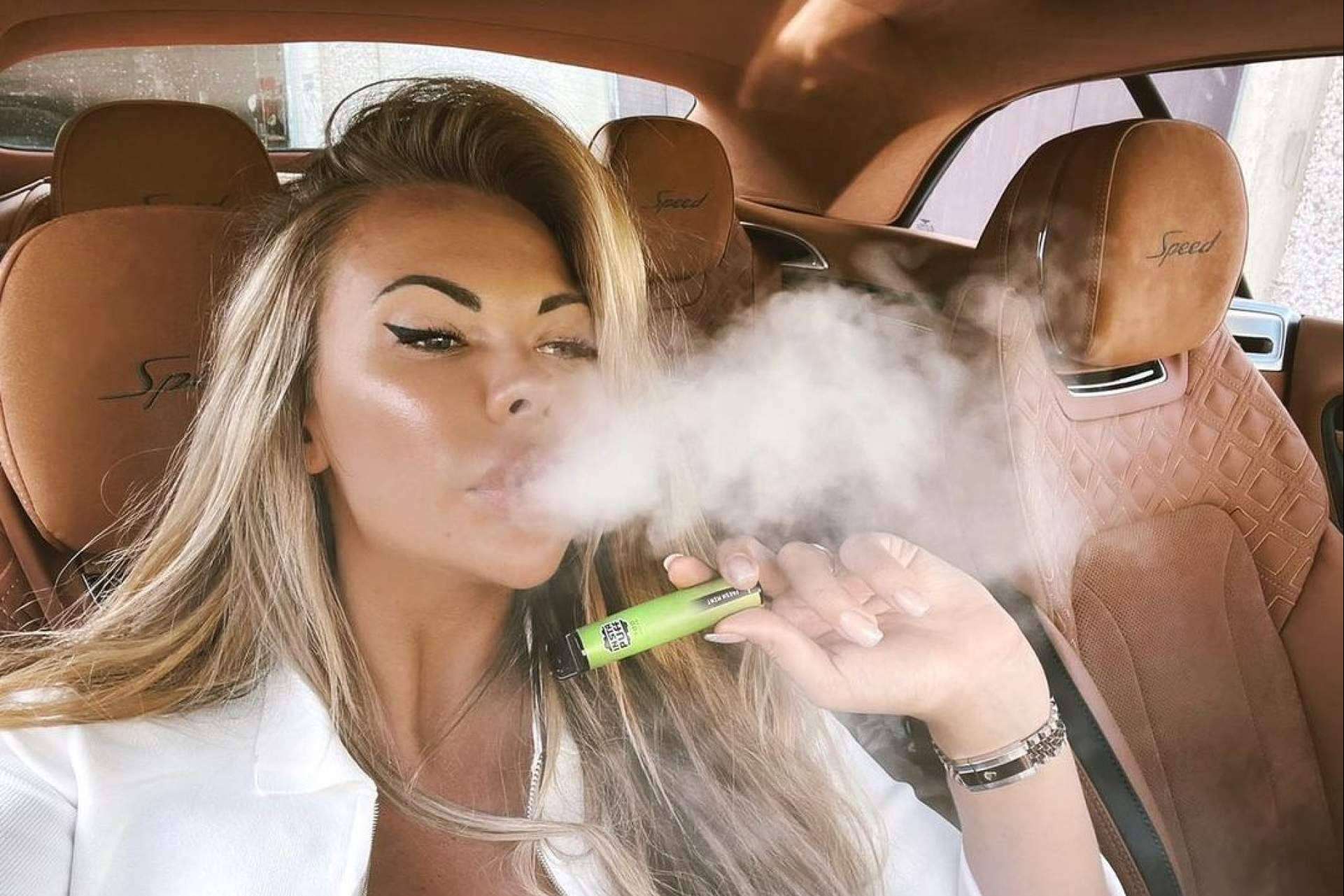 ¿Dónde encontrar vaper de sabores con led? Aroma King