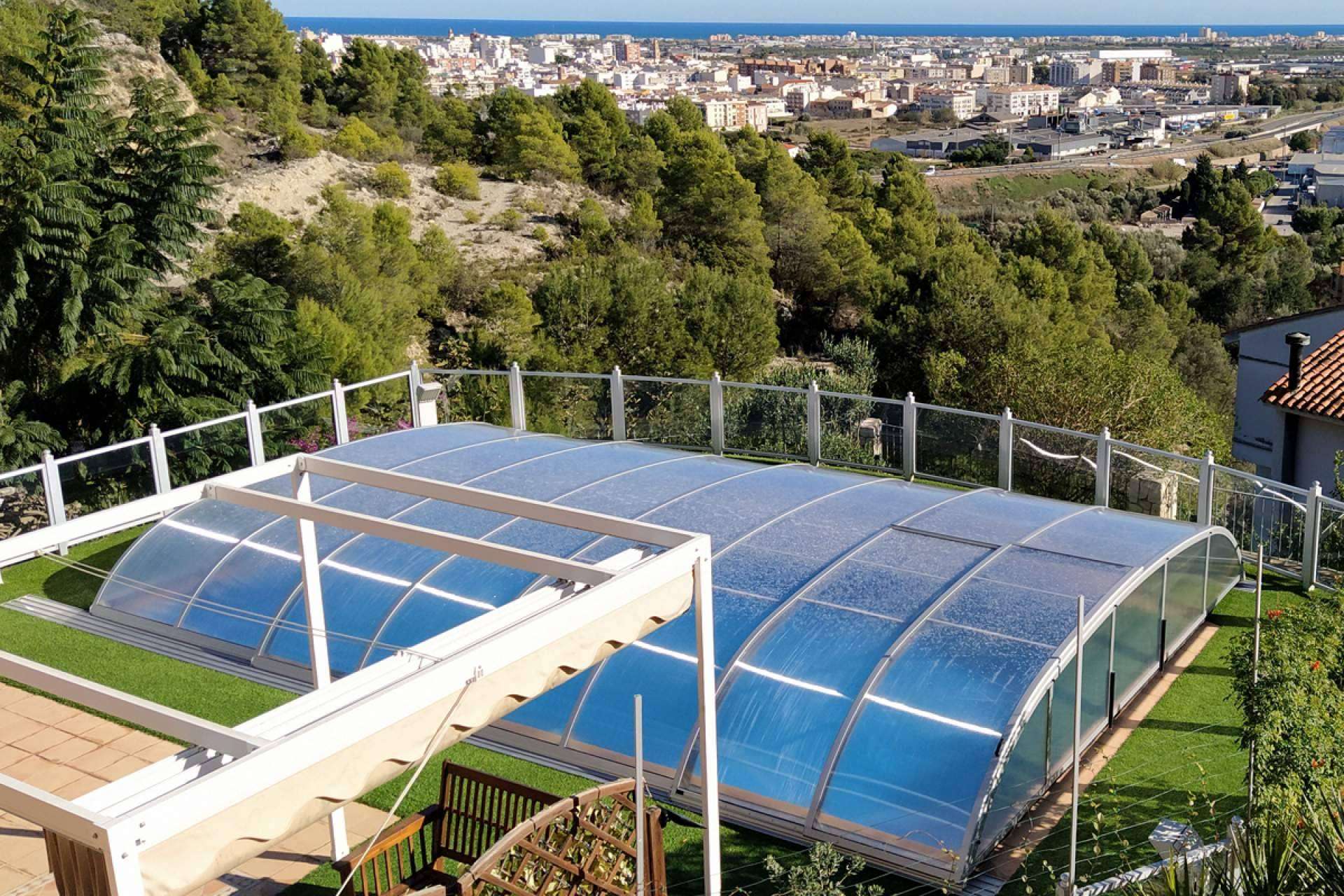 Los beneficios de contar con las cubiertas de piscina de COVERTTO