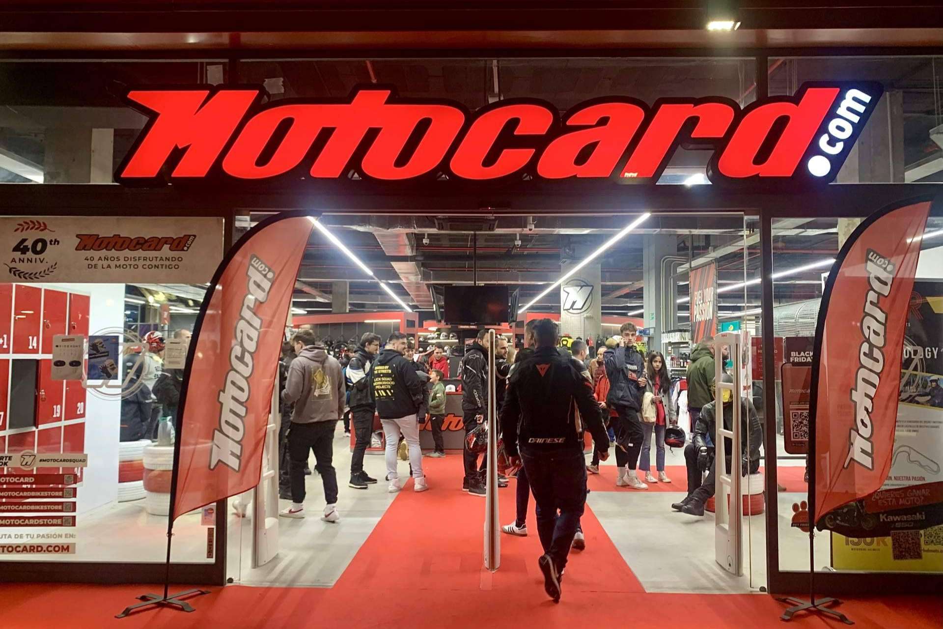 Motocard celebra el Black Friday con una concentración motera en X-Madrid y un streaming del evento en su canal de Twitch