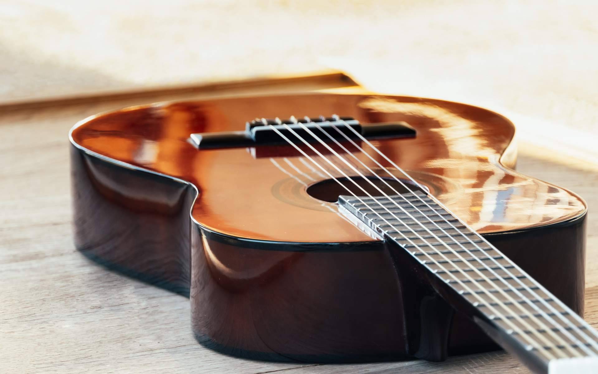 Aprender de la mano de Aprendeguitarra.es a tocar los villancicos flamencos tradicionales para esta Navidad