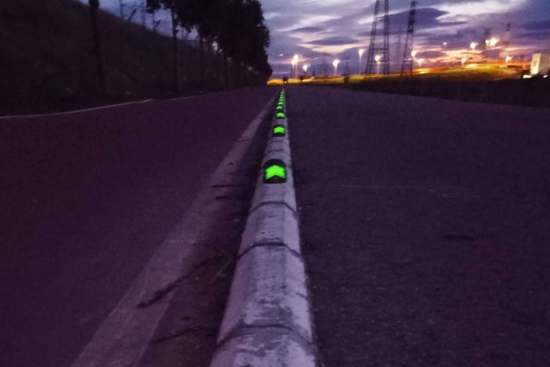 Las balizas truncadas fotoluminiscentes que ofrece Abadecom