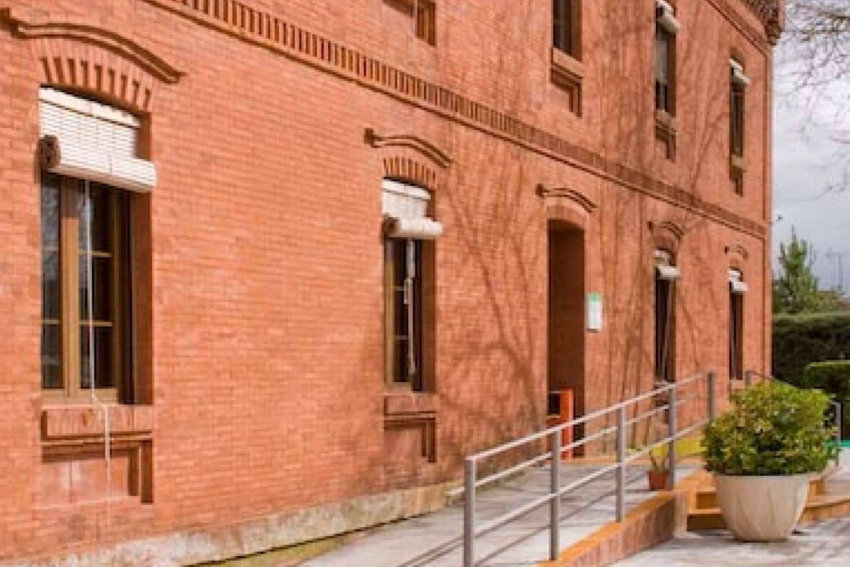 Atención sociosanitaria a las conductas adictivas y salud mental, en Casa Roja