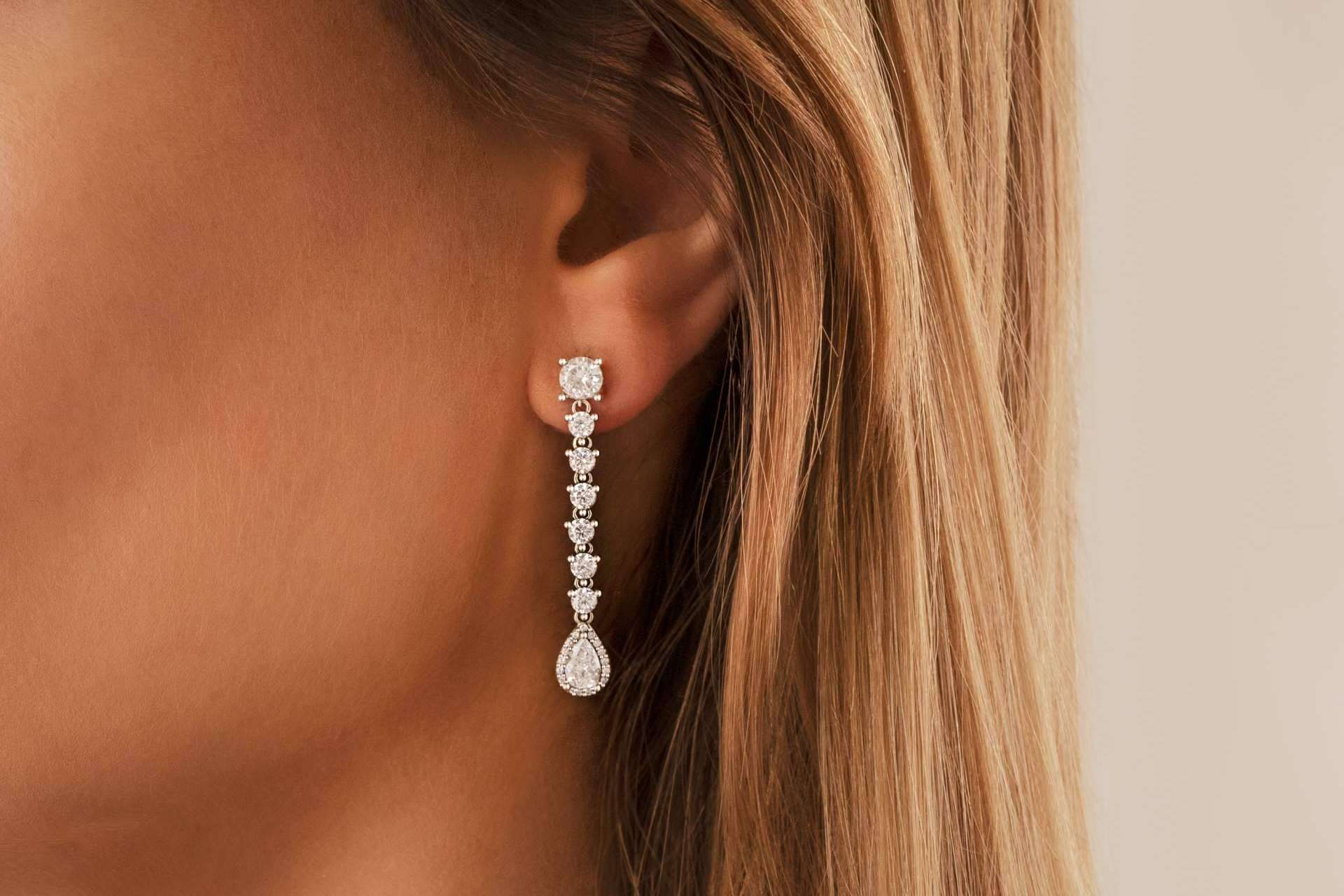 Los pendientes largos de la firma Le Petite Marie