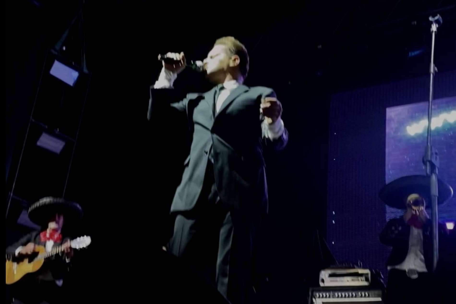 Luis MiguelShow, el imitador presenta su show para fiestas