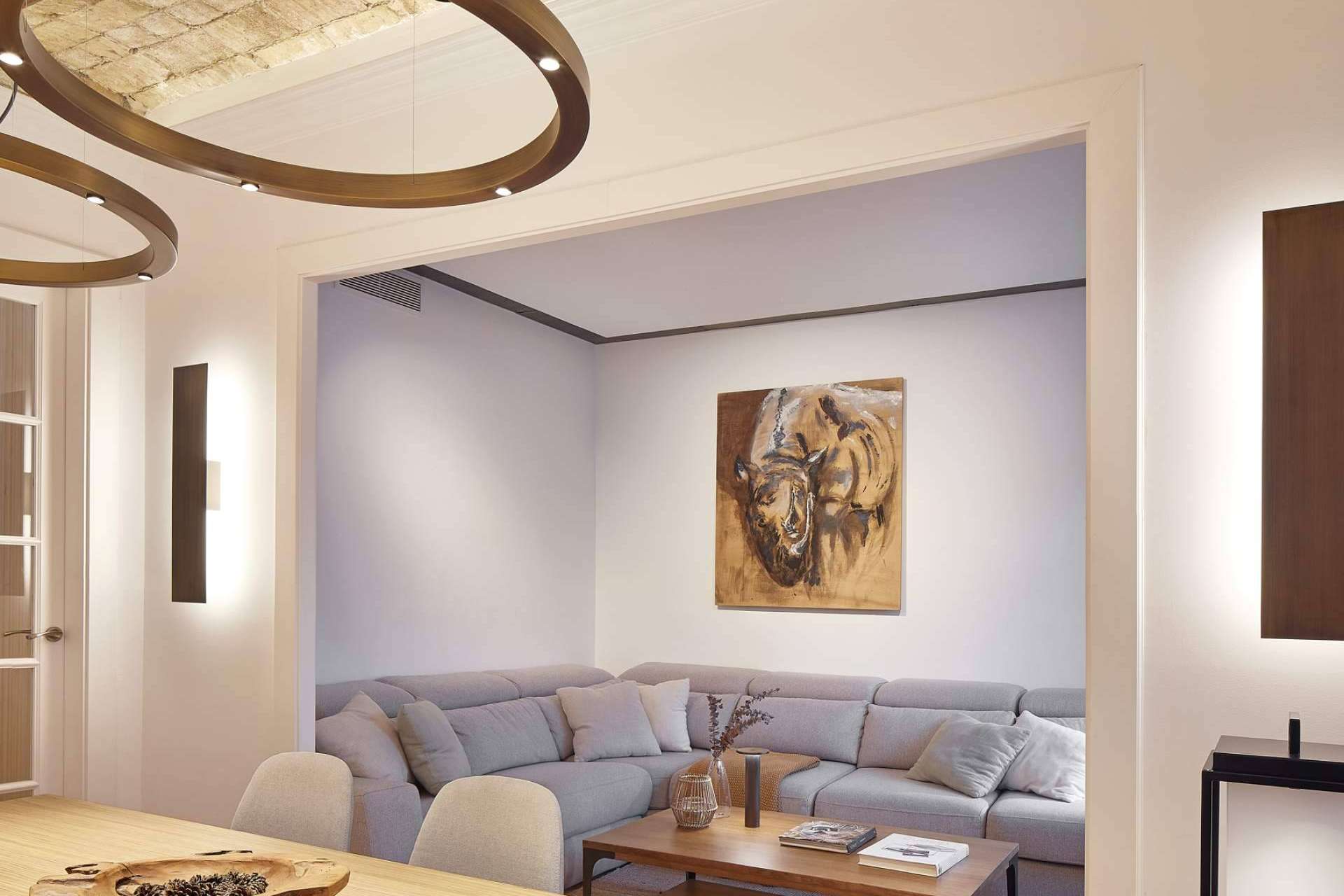 Cómo iluminar una mesa de comedor de la mano de Insolit