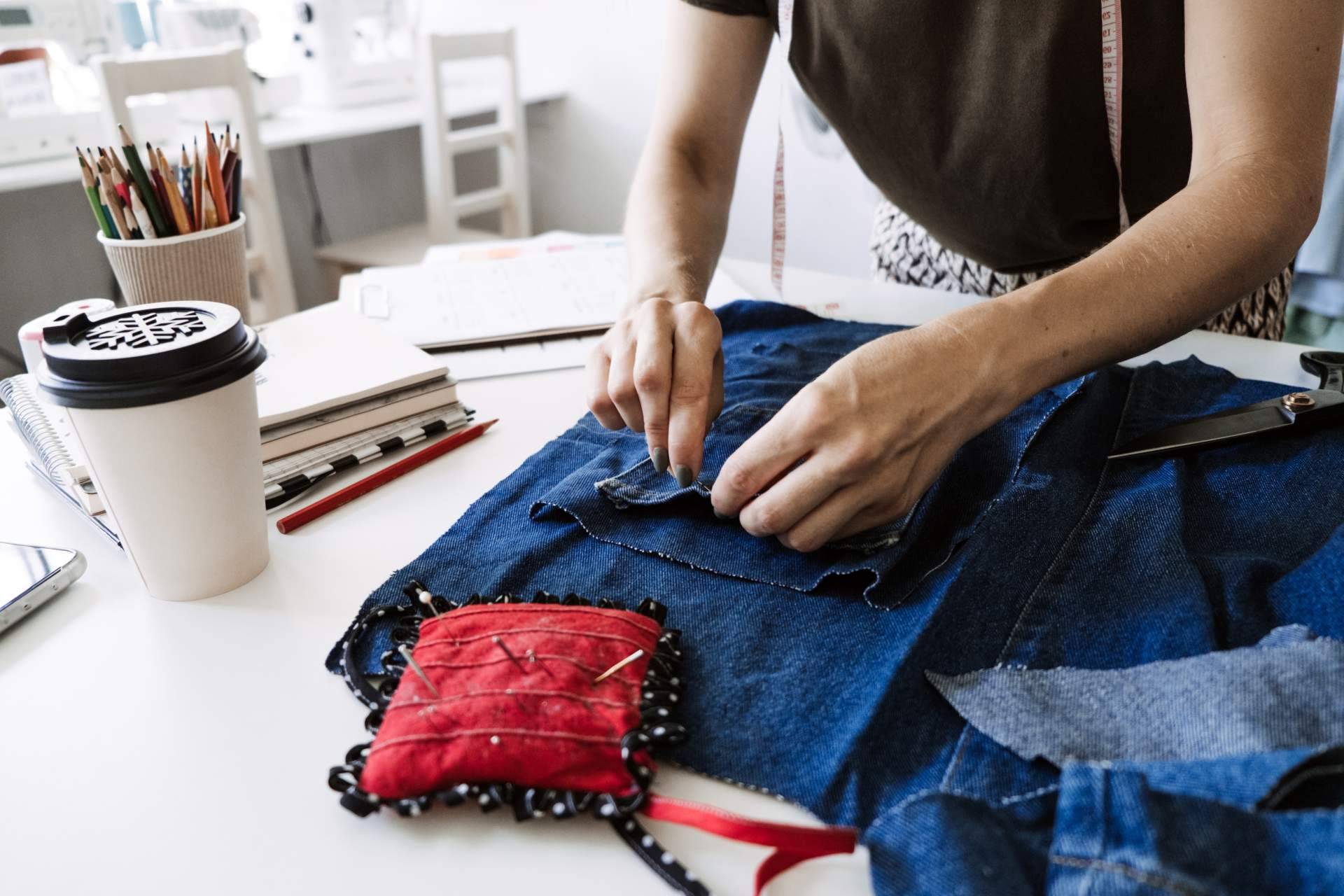 La gran variedad de alternativas a la fast fashion, como el upcycling o suprarreciclaje, por Nathalia García Studio