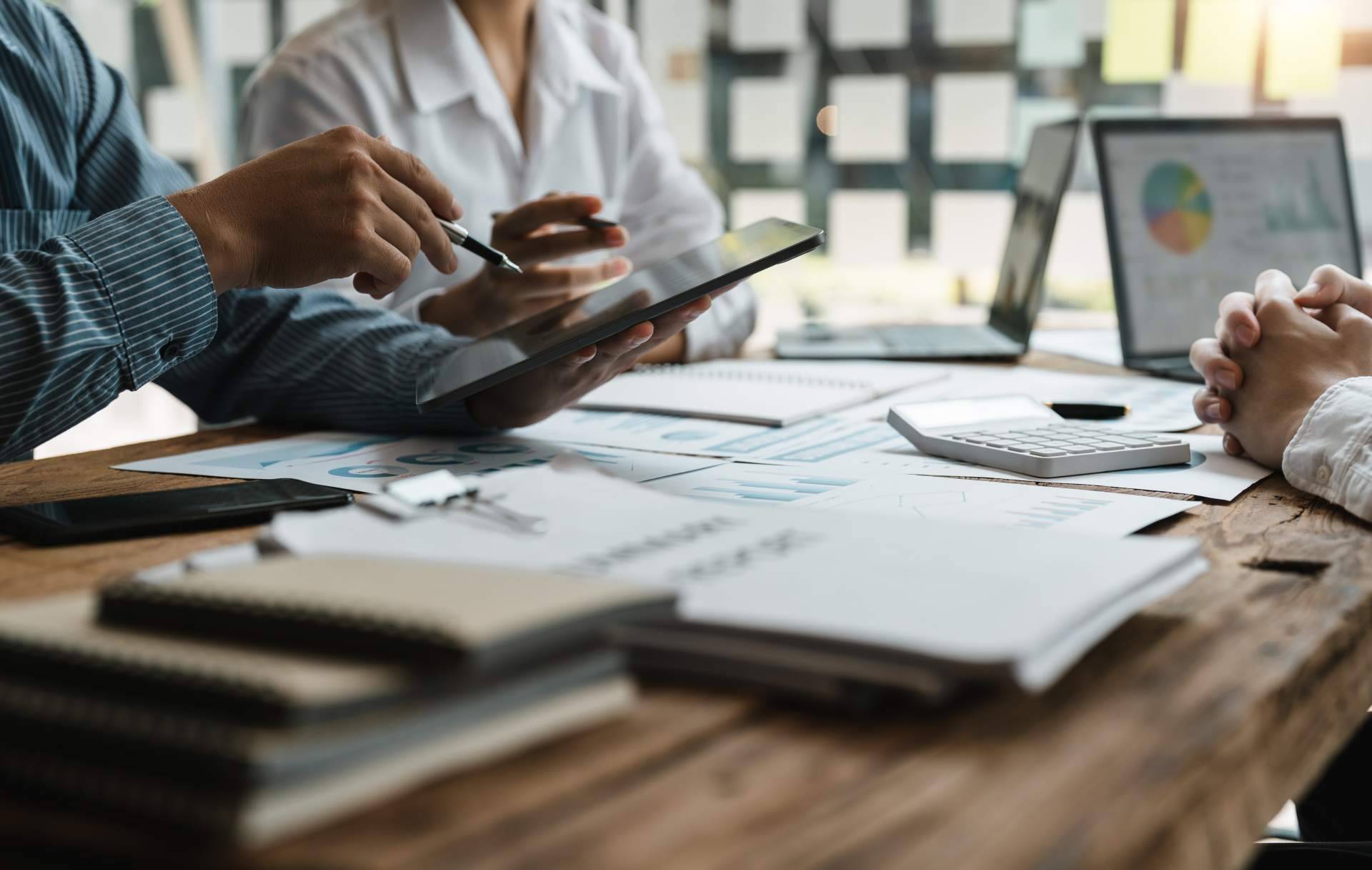 La importancia de centralizar todos los servicios de obligado cumplimiento en Grupo Auditae
