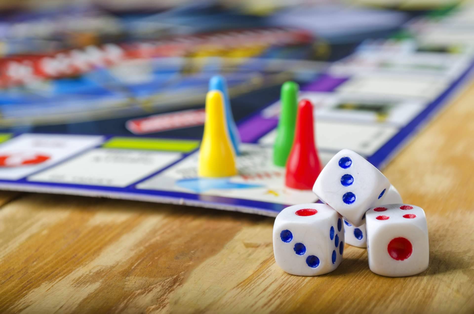 Juegos y literatura se unen para disfrutar en familia