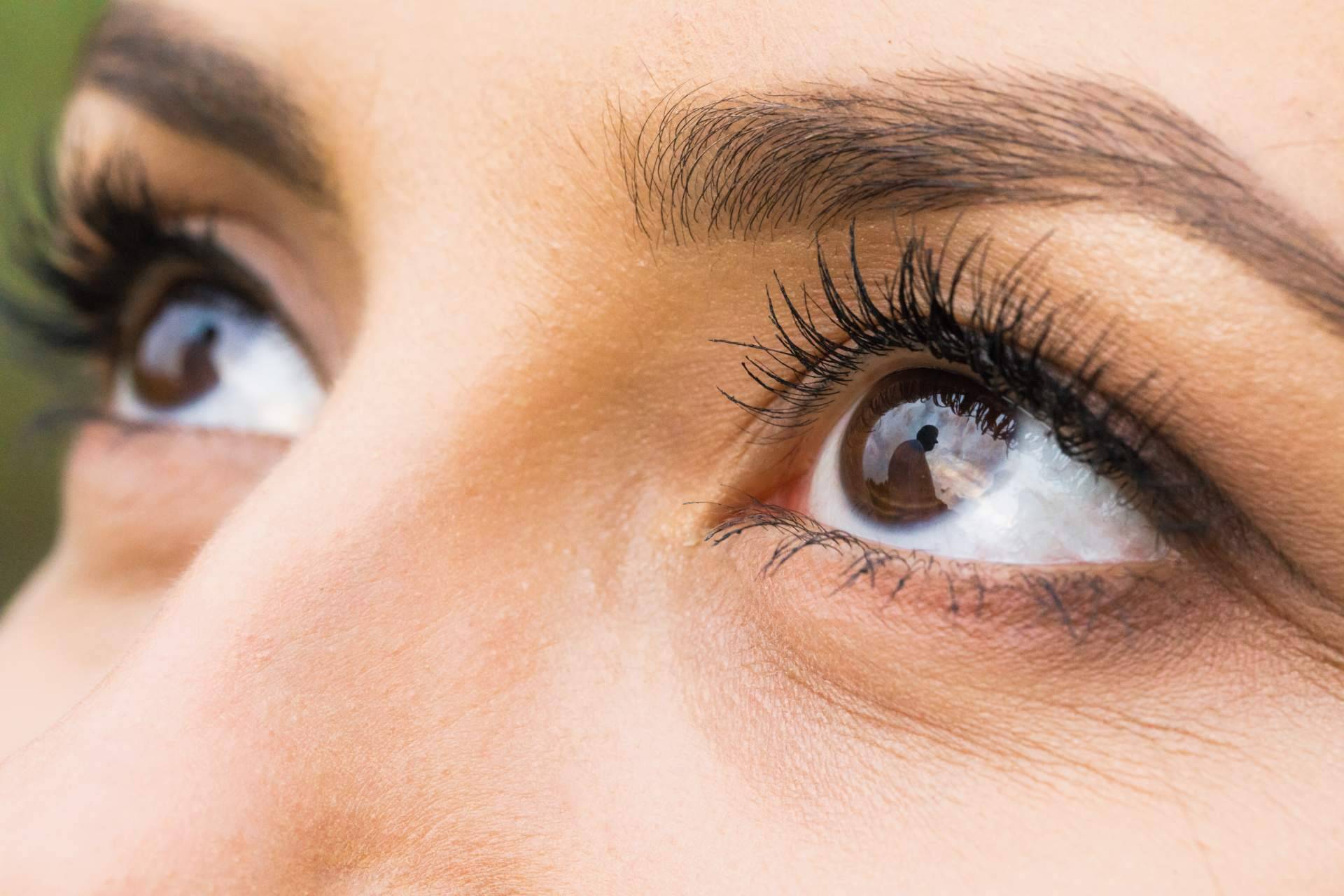 La tendencia en medicina estética de 'foxy eyes' aporta una mirada cautivadora