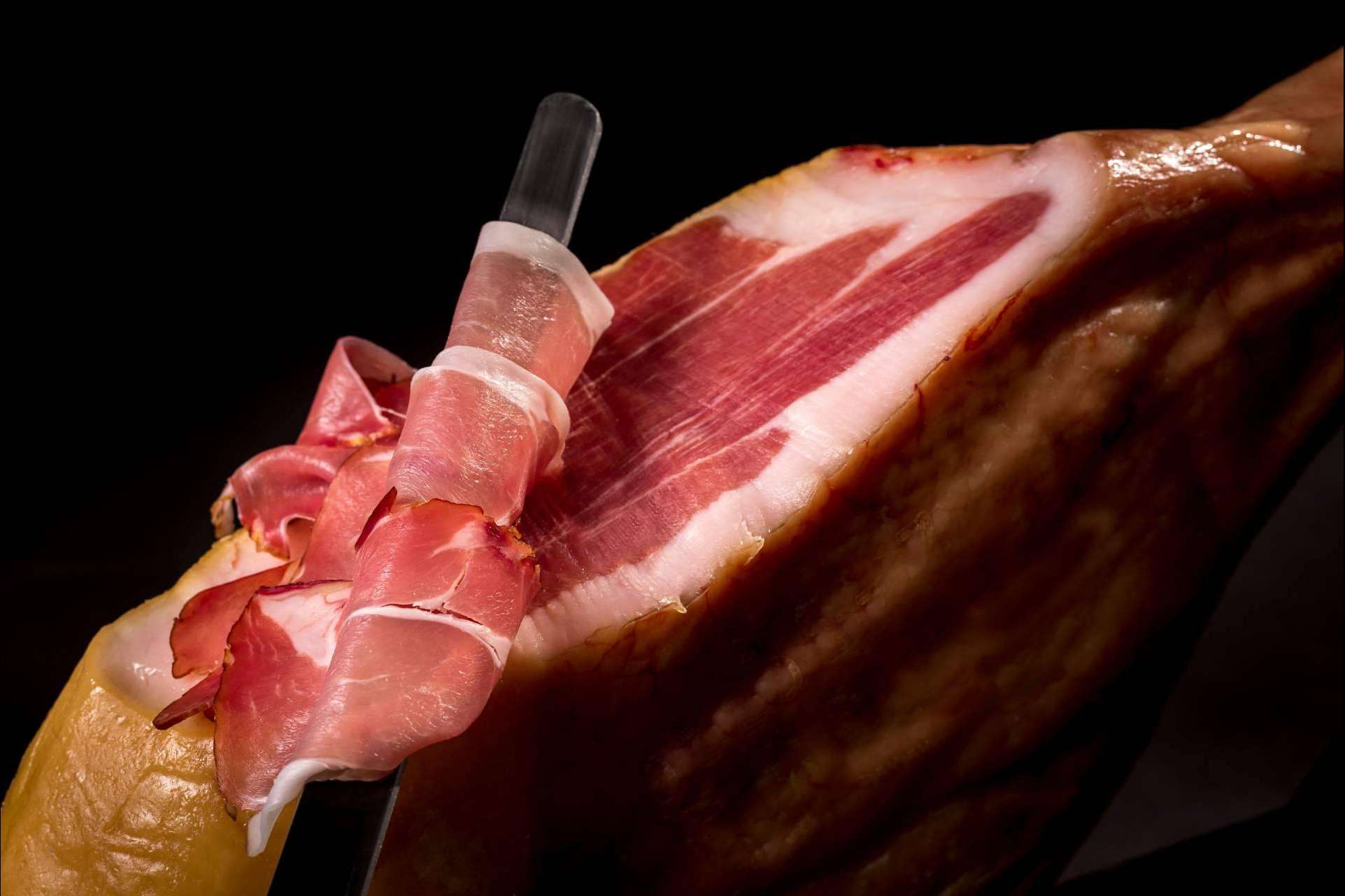 Las diferencias entre un jamón y una paleta, por Jamón y Pico
