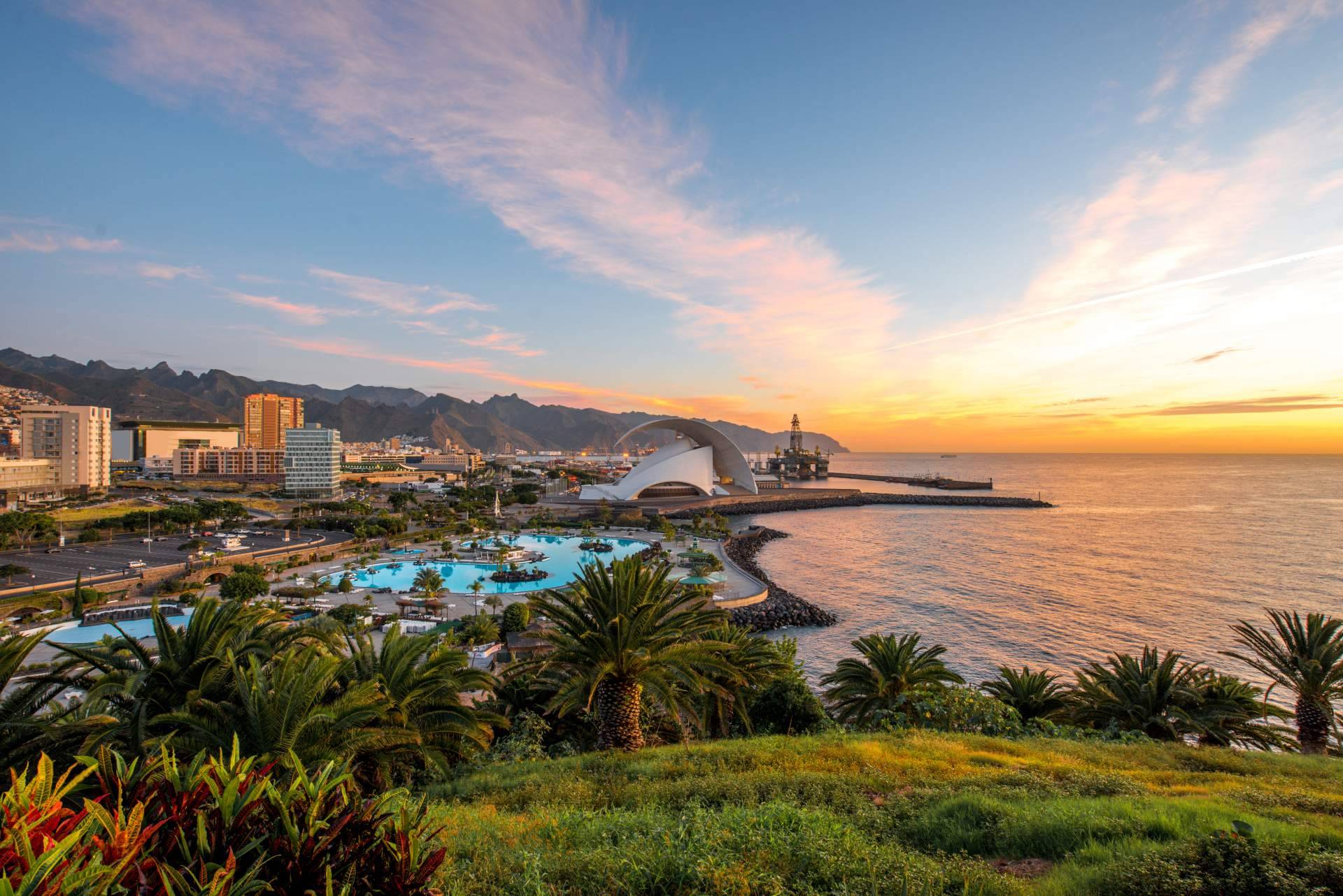 ISholidays.com ofrece unas vacaciones en Santa Cruz de Tenerife