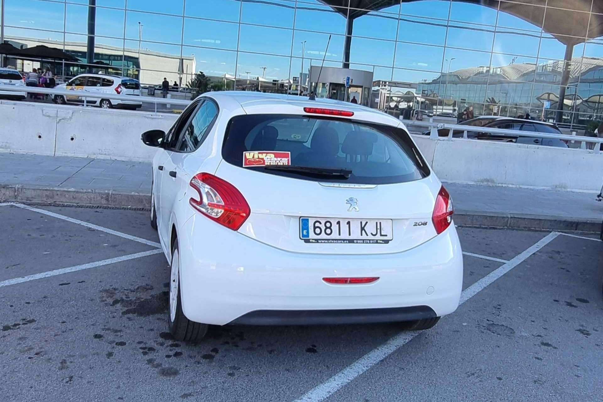 Servicio de alquiler coches baratos en Aeropuerto Alicante de la mano de Viva Cars