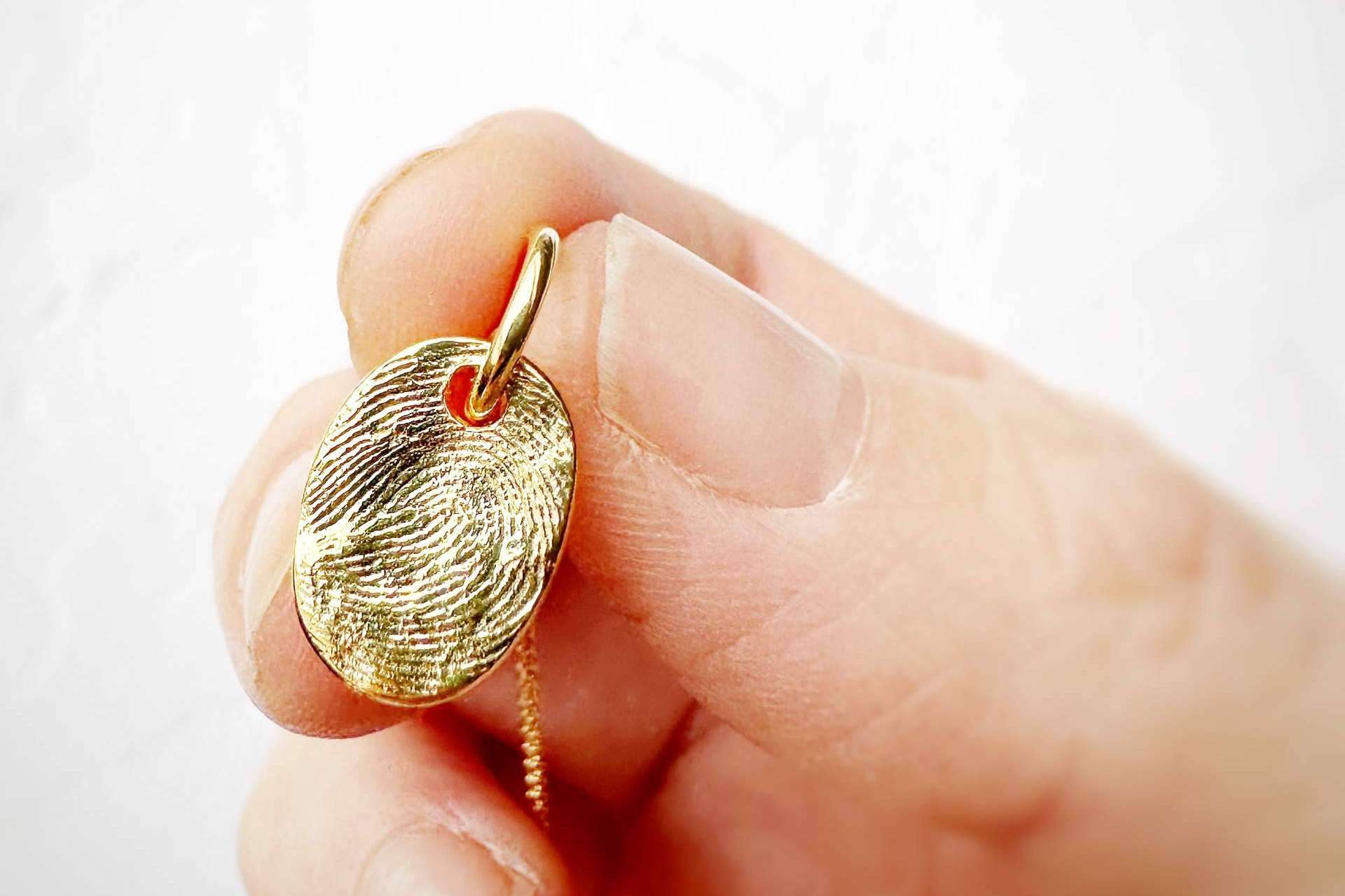 La marca Dejando Huella  y sus joyas especiales y originales ideales para regalar o autoregalarse