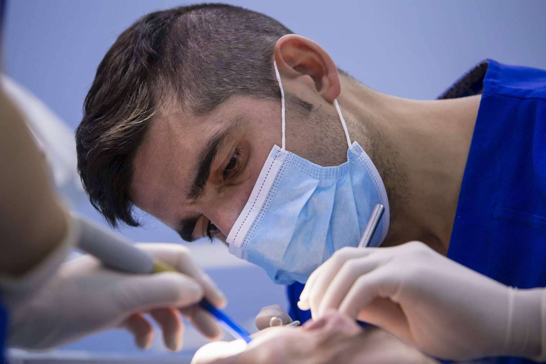Sonrisas bonitas y sanas con clínicas CLEARDENT