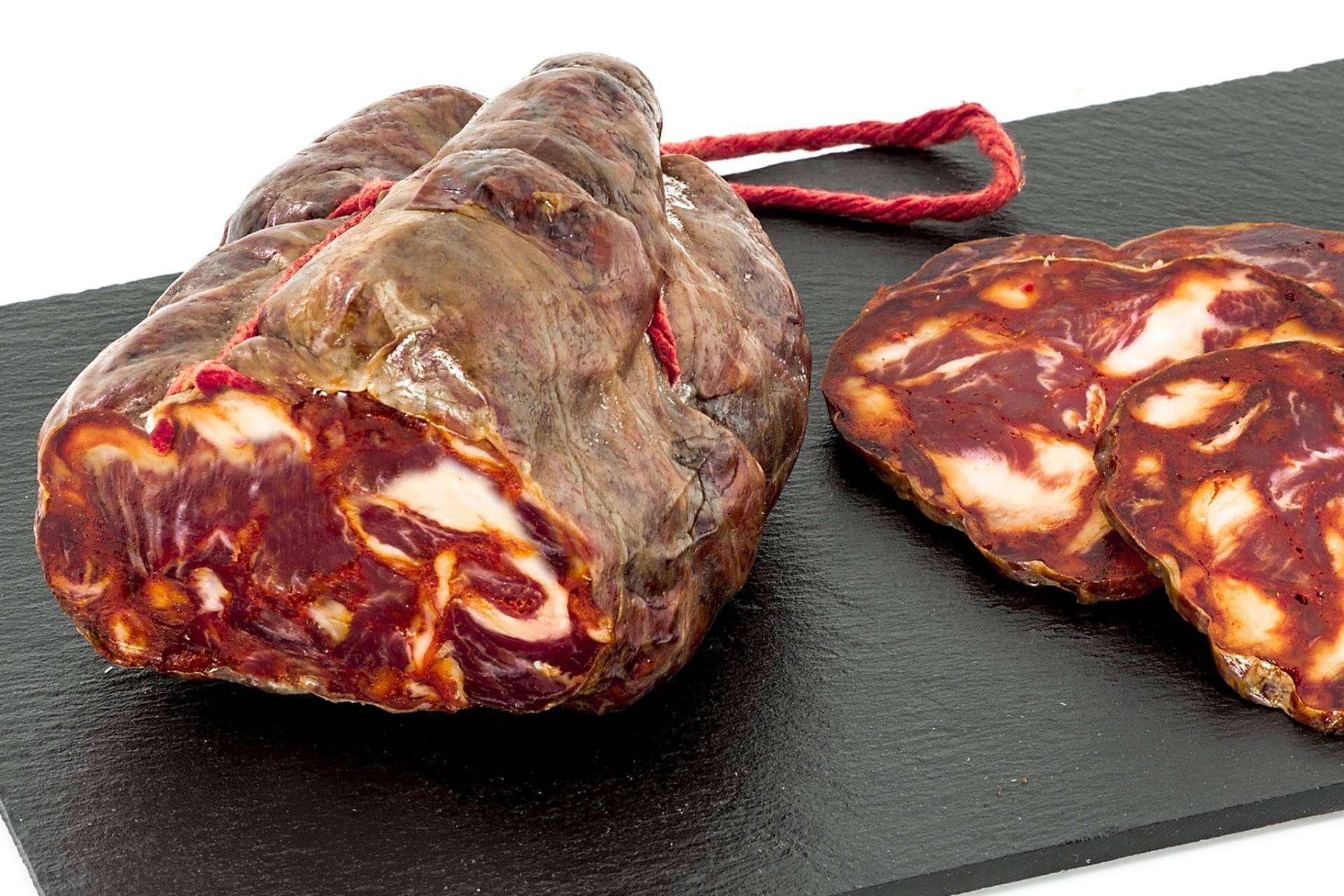 Productos ibéricos, el elemento estrella de Cárnicas Segundín S.L. que convertirá un encuentro casual en toda una experiencia gastronómica vital
