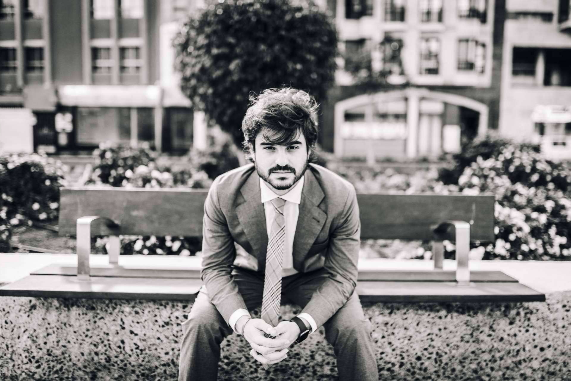 El abogado digital y mercantil Jack Viamonte Samper y sus podcasts para acercar el derecho a los usuarios