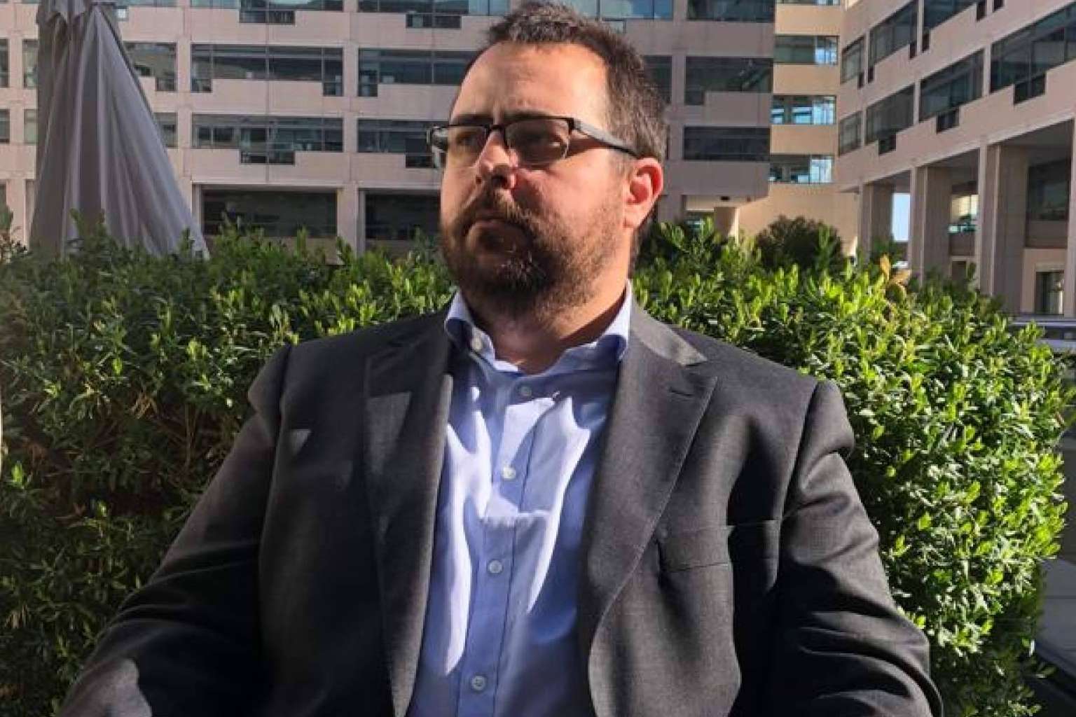 ¿Cuál es la experiencia de Jon Quintana como mentor?