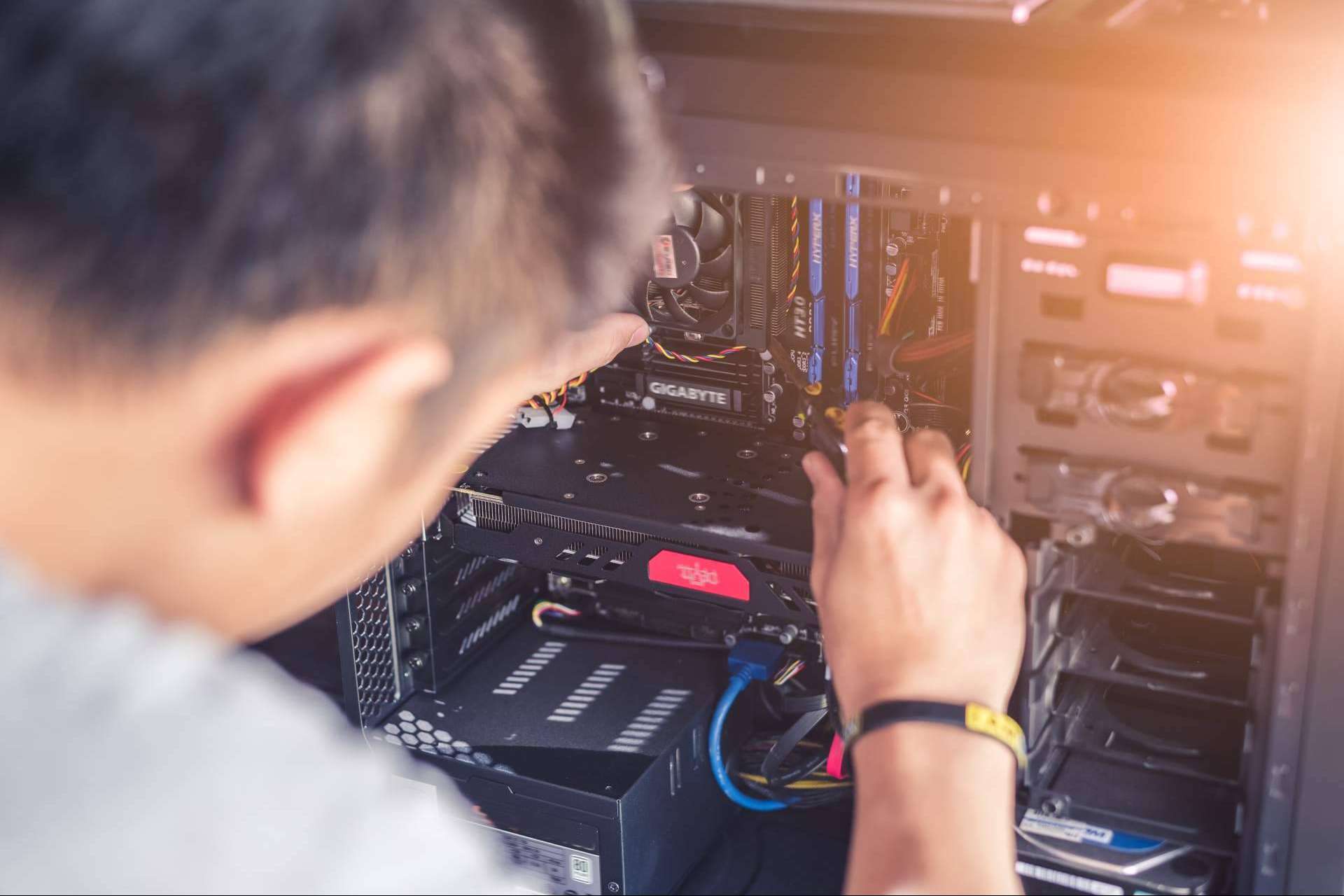 Mantenimiento, ciberseguridad y tranquilidad para empresas con Informática Sevilla