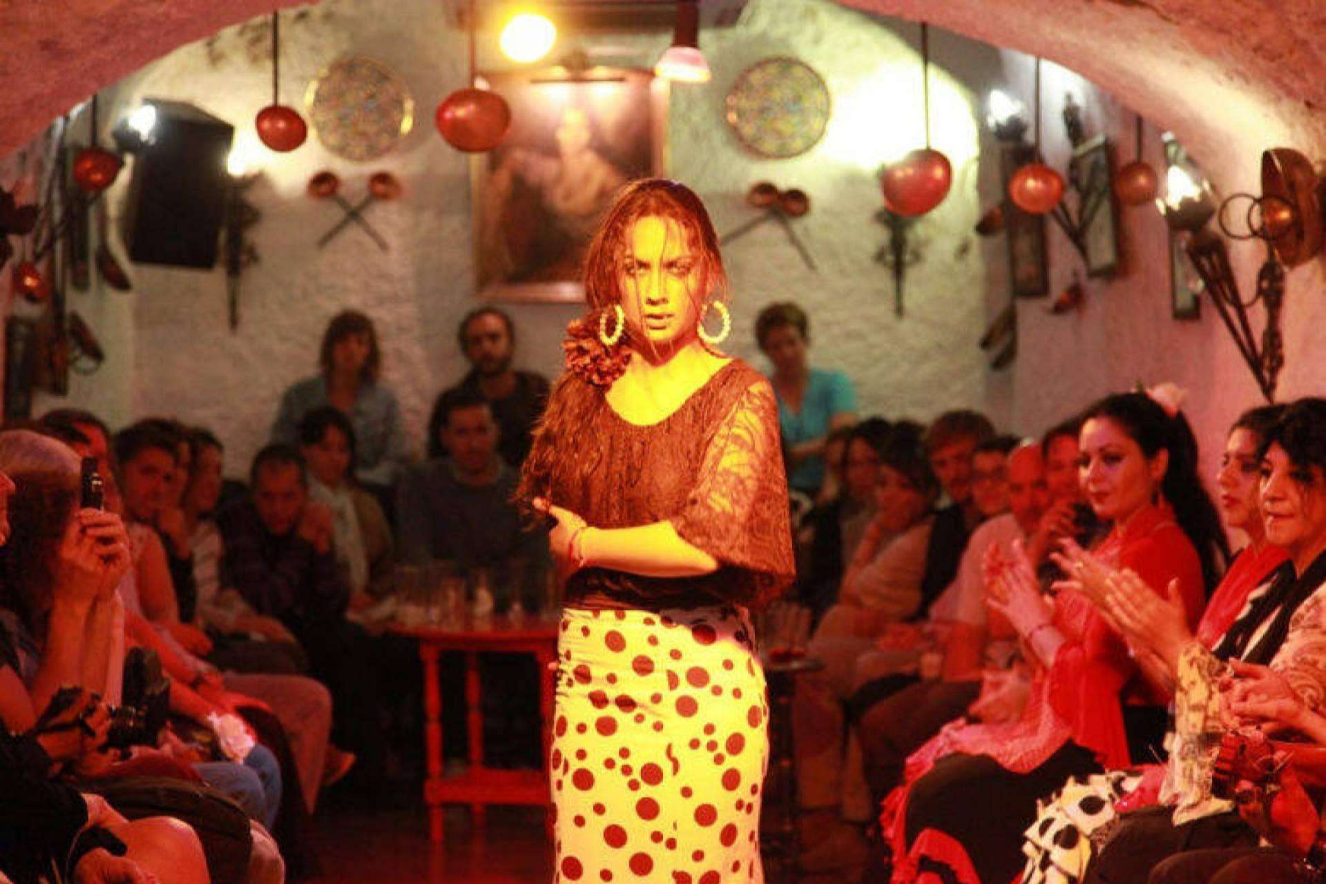 ¿Dónde disfrutar de espectáculos de flamenco en Granada? Play Granada