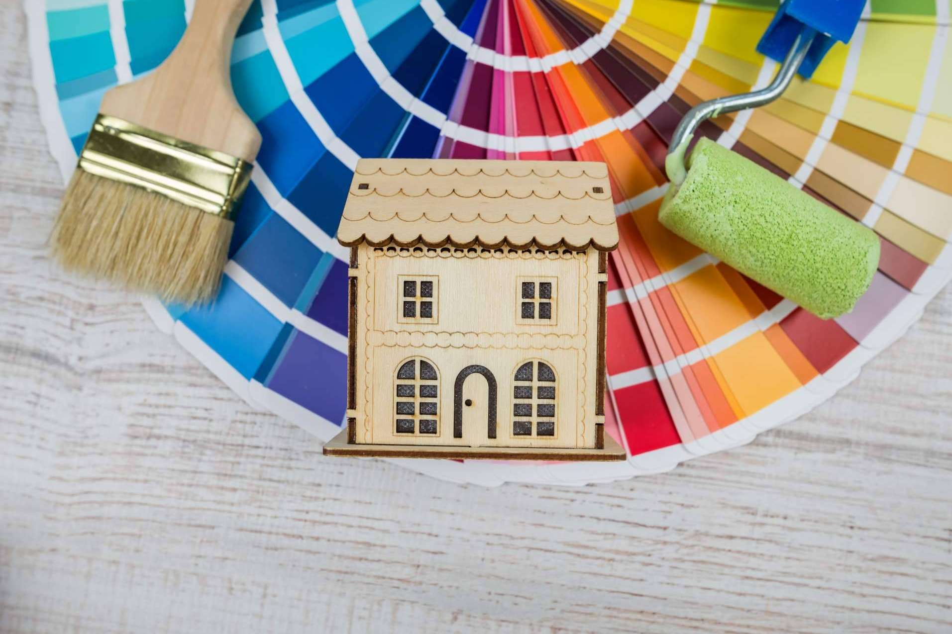 El portal de servicios inmobiliarios y profesionales del hogar para particulares y profesionales, Casasenocasion.com