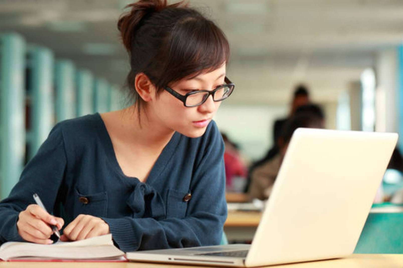 B2BEXPERTS, las nuevas oportunidades de formación continuada en la pequeña y mediana empresa