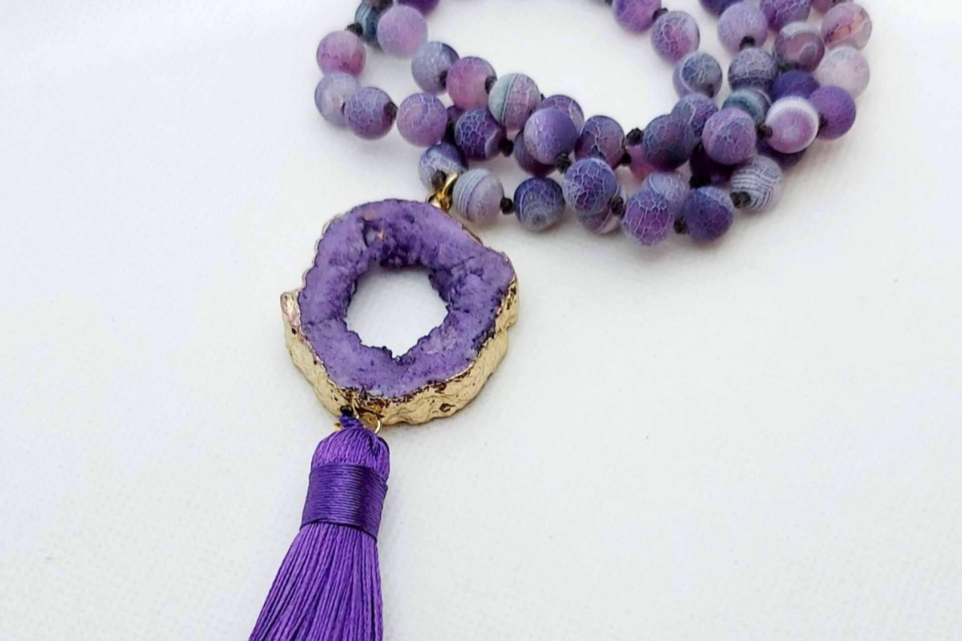 Utilizar japa mala, de la mano de Moon&Amour
