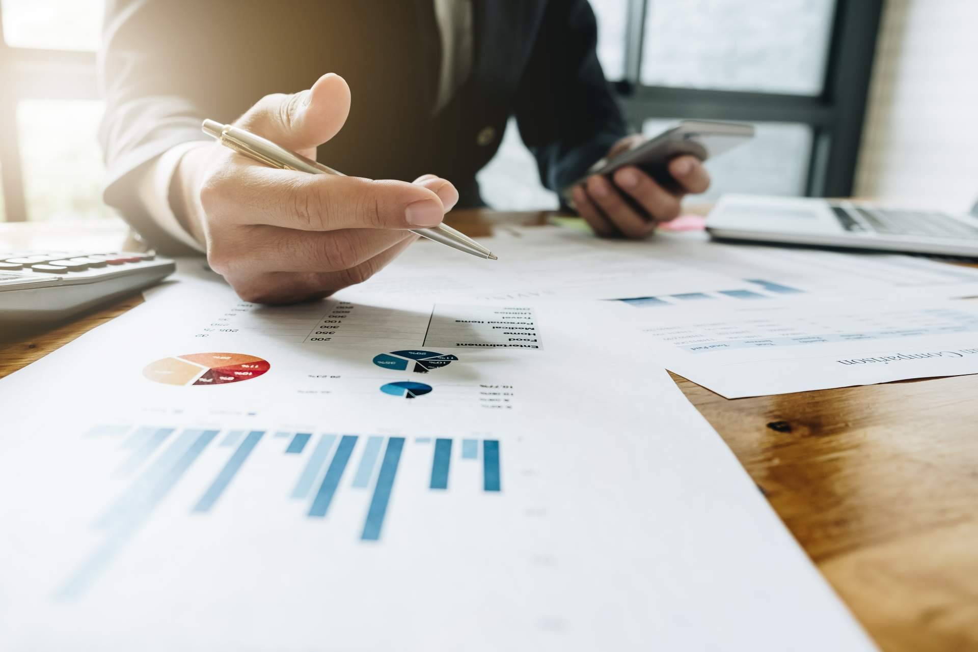 ¿Qué son y cómo se analizan las cuentas de pérdida y ganancia?