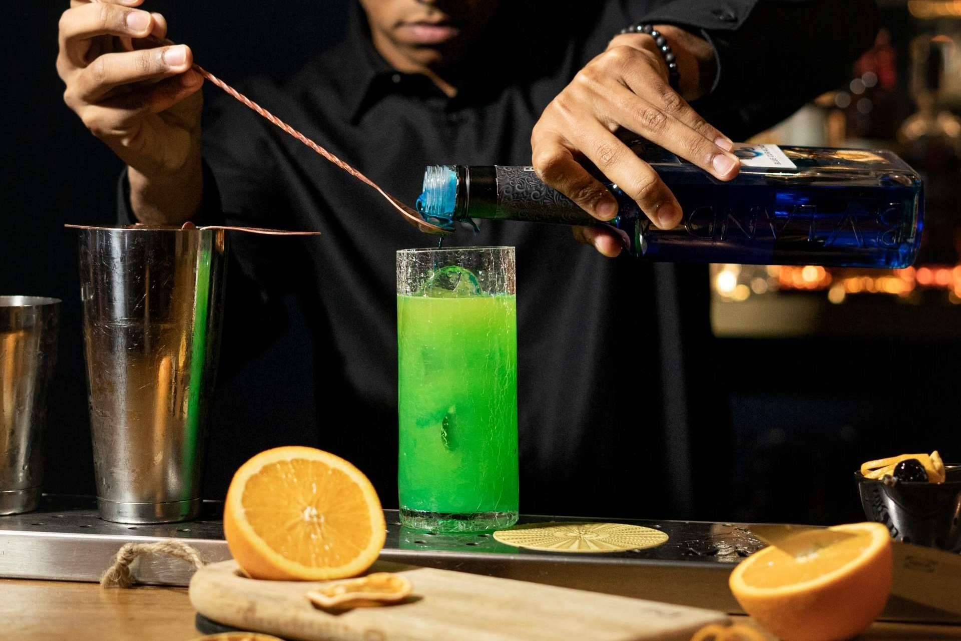 Ventajas de formarse como bartender profesional en la Escuela Coctelería de Madrid