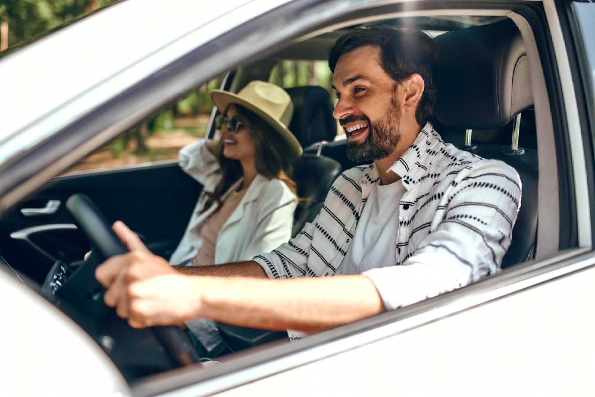 Contratar coches de renting a buen precio, con la empresa Prisma Renting