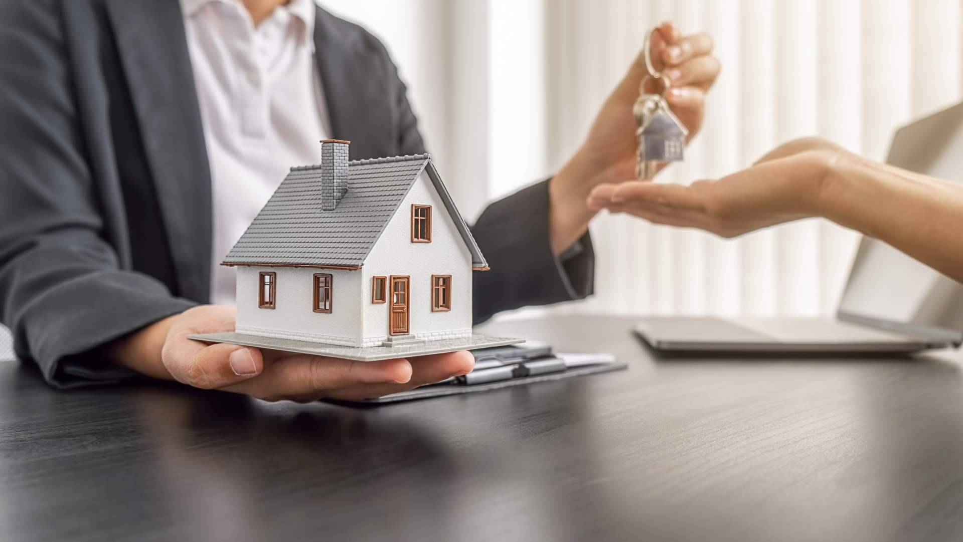 En un mundo global, ¿en qué consiste el trabajo del agente inmobiliario?, con Realtyplus