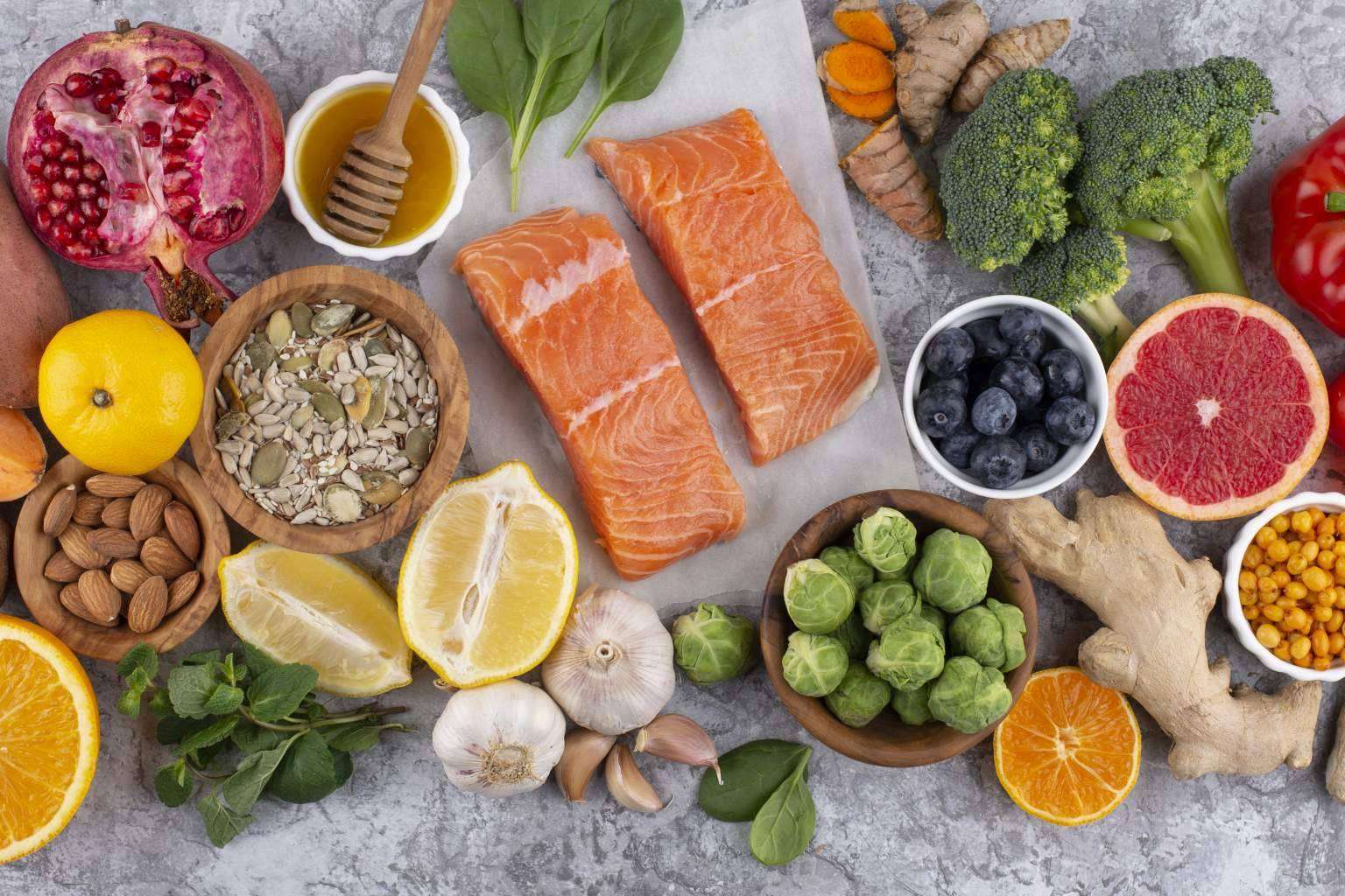 Descubrir los alimentos que pueden mejorar la salud de los ojos, de la mano de los profesionales de Optipunt en óptica en Figueres