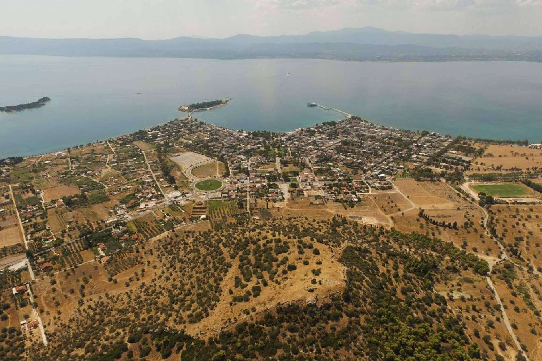 Flovac y la instalación del nuevo sistema de alcantarillado en Eretria