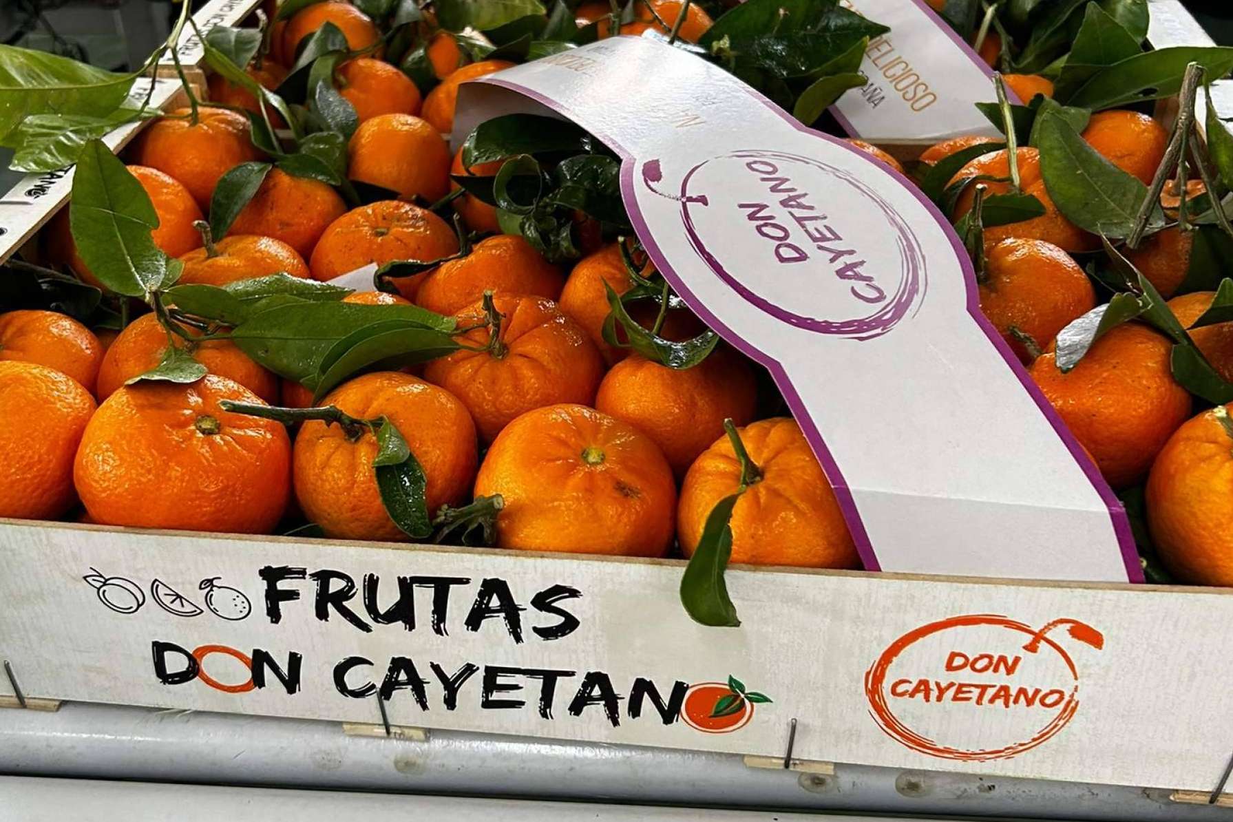 Se acerca la campaña de fruta de hueso con Frutas Don Cayetano