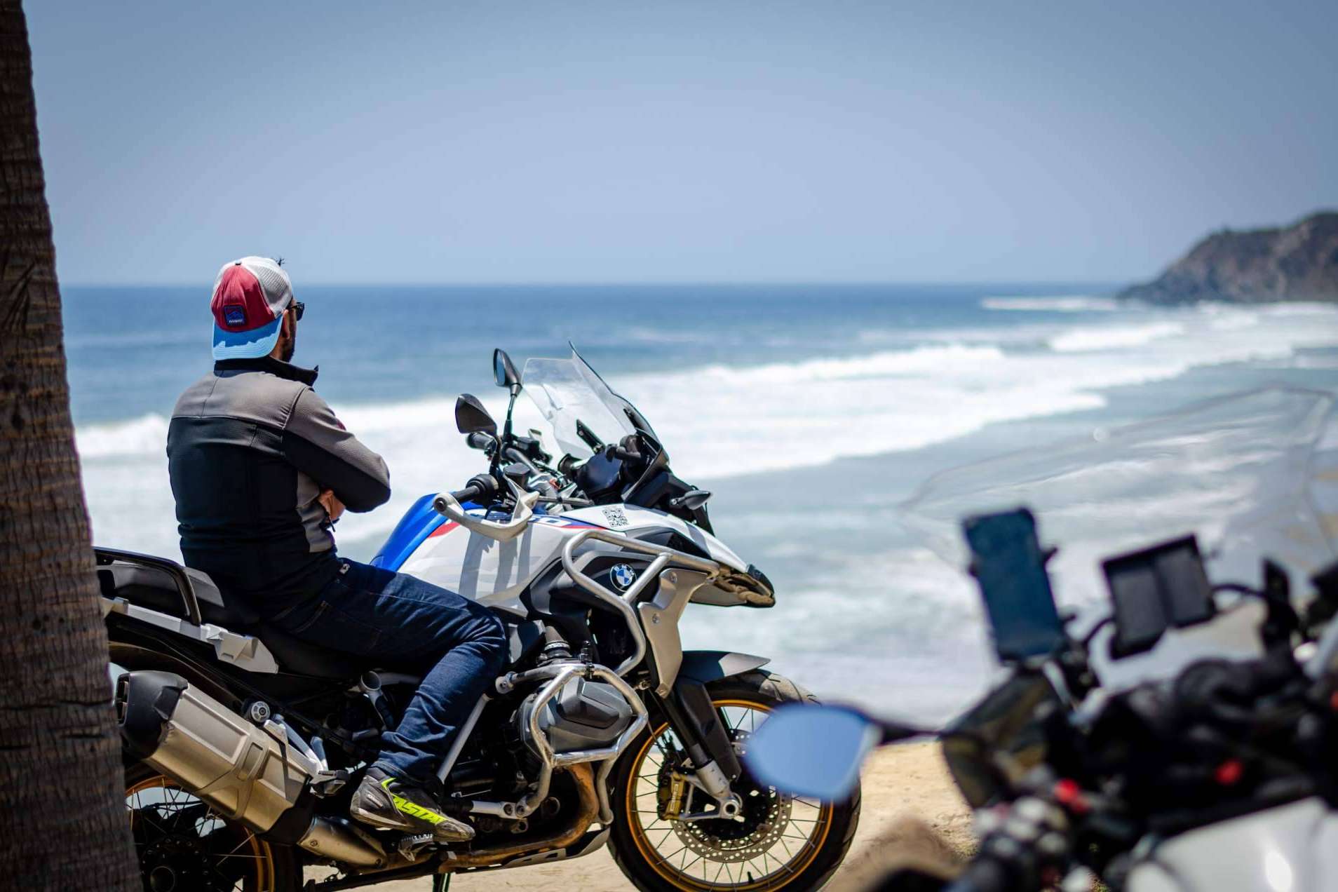 Motorbeach Adventures sobre las ventajas y diferencias de realizar rutas en moto