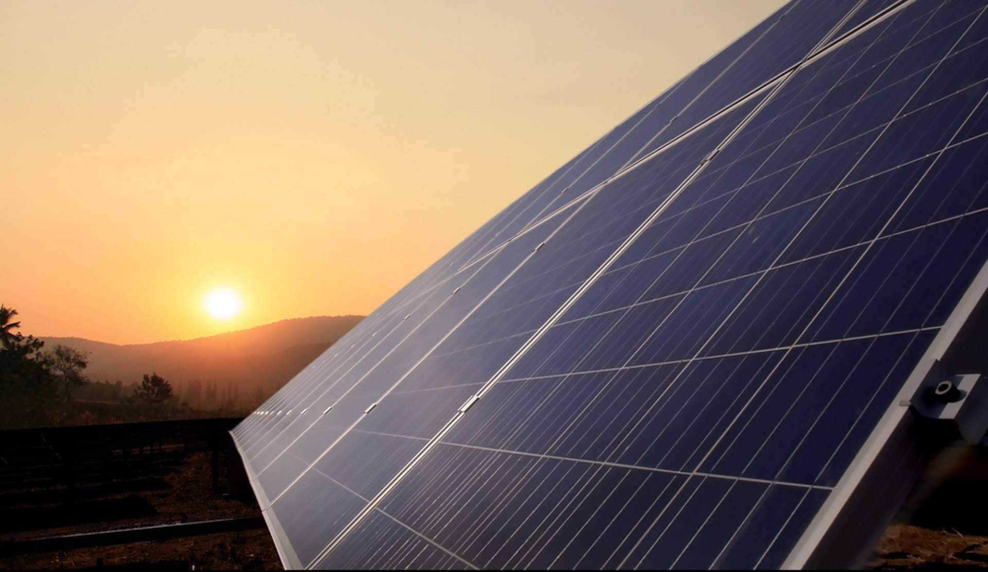 Cuánto se ahorra instalando placas solares en casa, con AmagiSolar