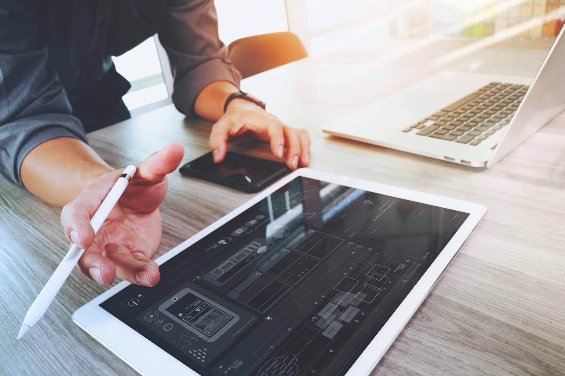 ¿Cómo Apricot Marketing ayuda a los negocios a aumentar sus ventas con un diseño web optimizado para la conversión?