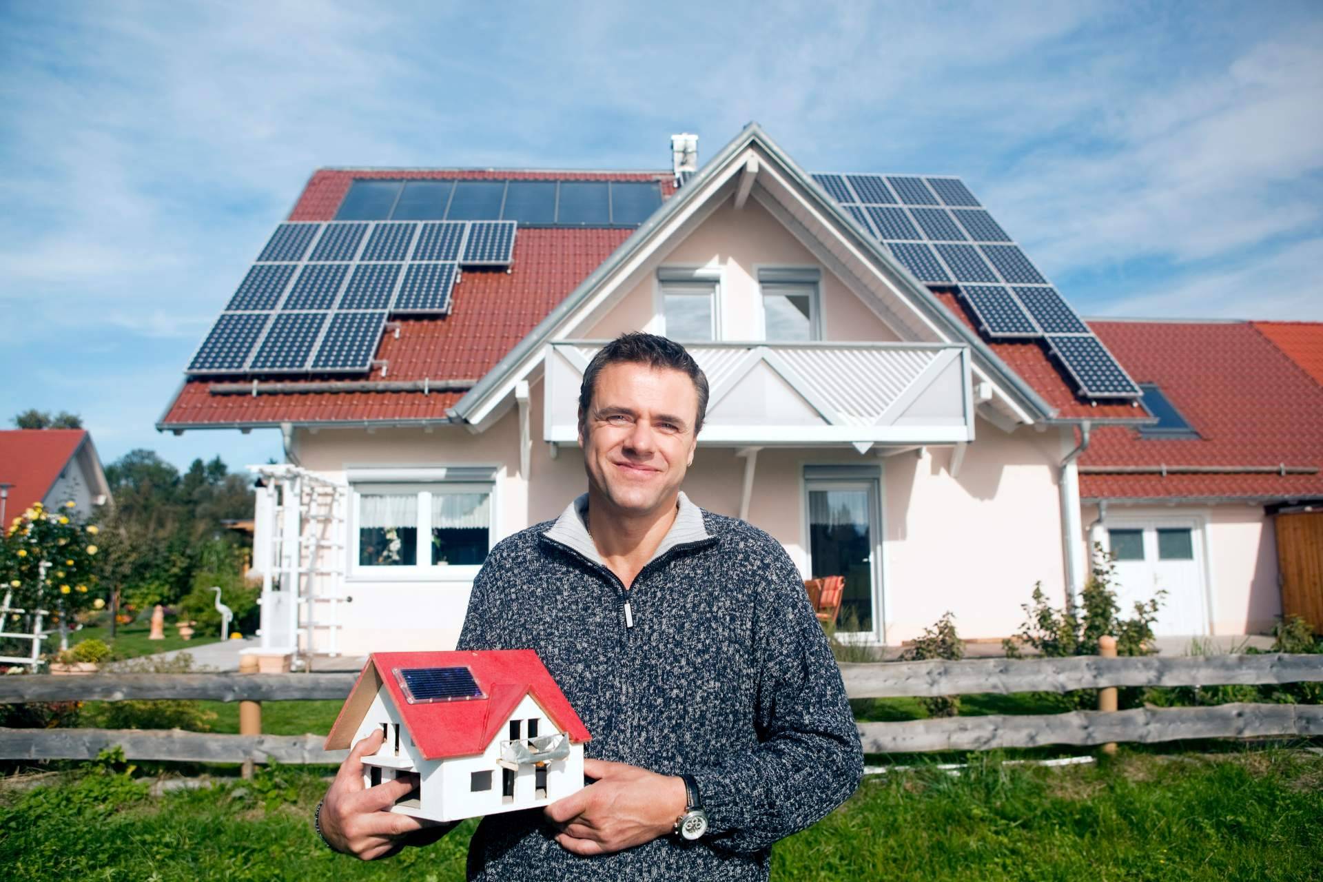 Soof, un comparador gratis de ofertas para instalar placas solares